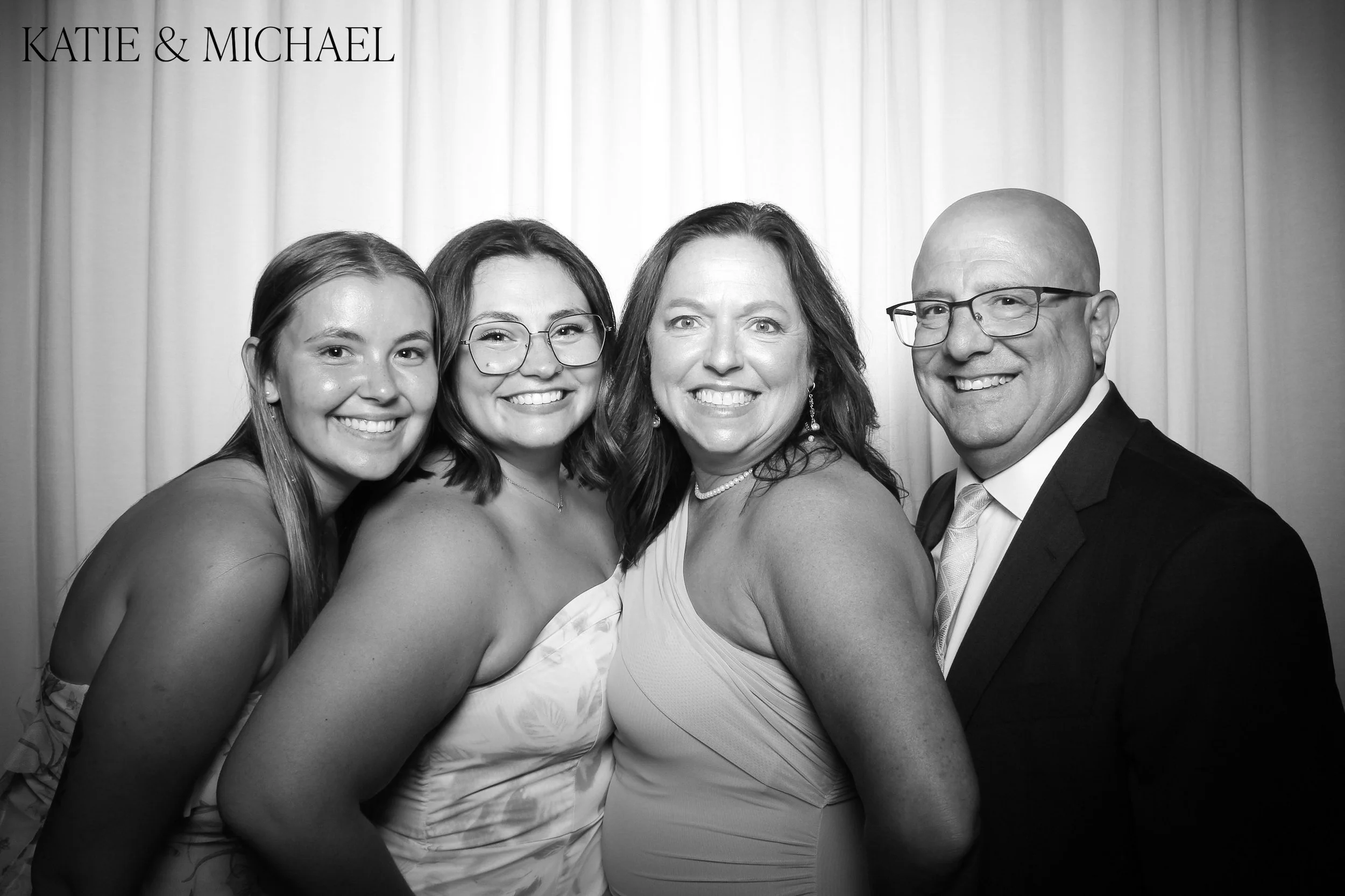 RPM_Events_Wedding_Reception_Glam_Booth_Chicago_014.jpg