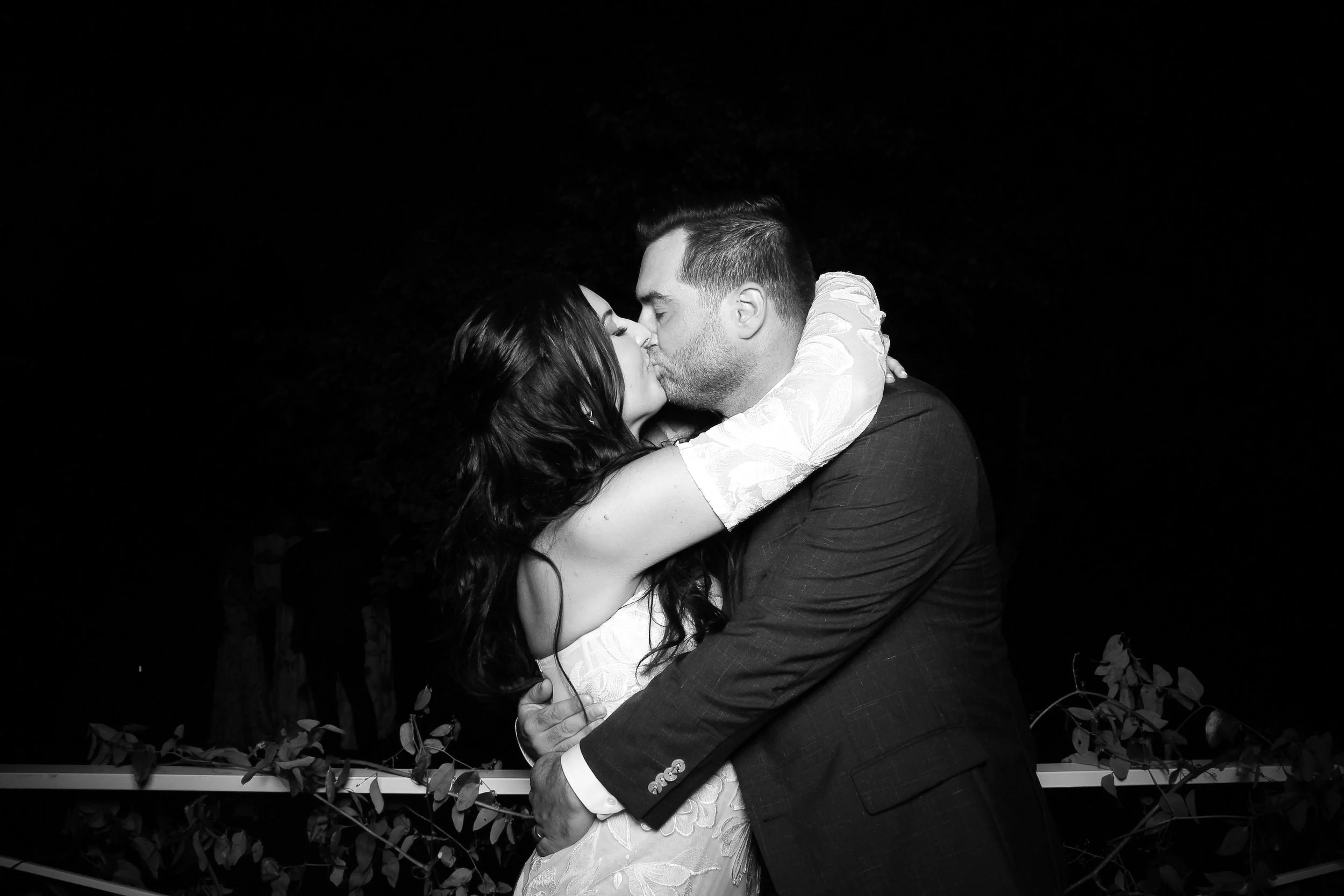 fotio-photobooth-bw-vintage-wedding-cantigny-1-2.jpg