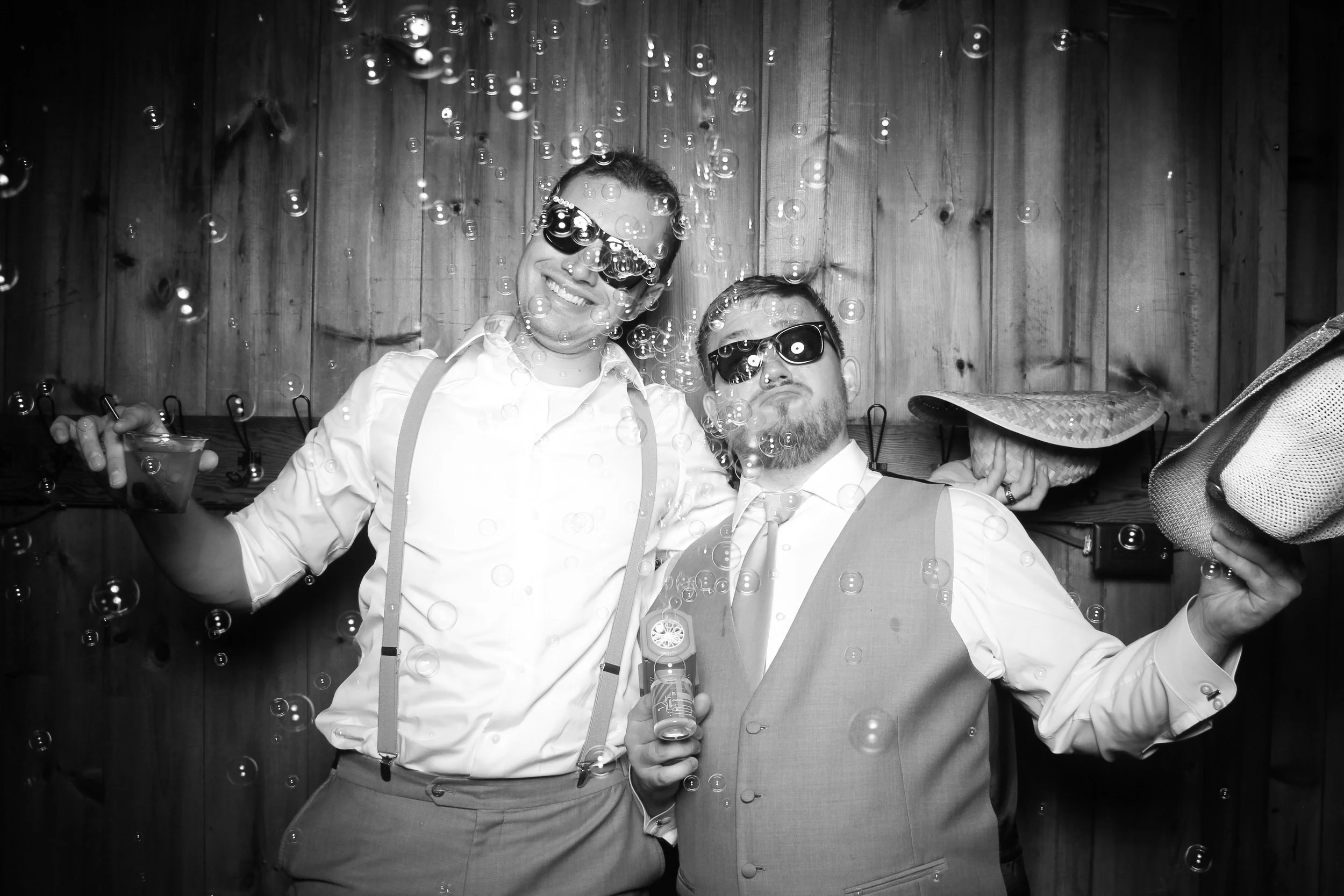 Fotio_Photo_Booth_Chicago_Burlington_Illinois_Rustic_Farm_Wedding_Country_Coach_House_Barn_25.jpg
