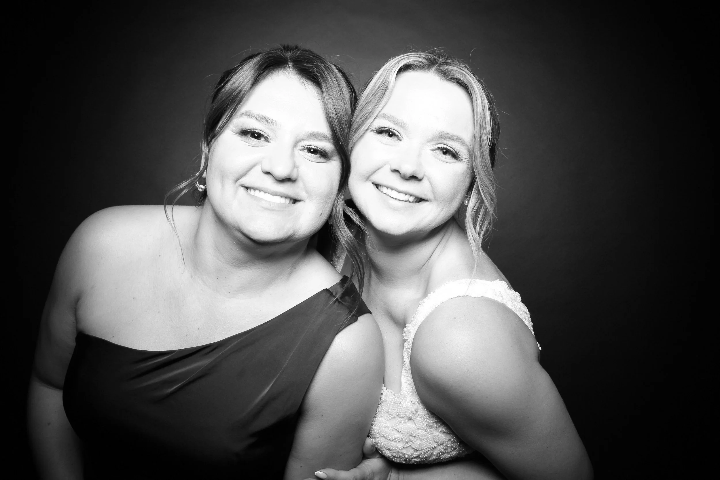 fotio-photobooth-bw-vintage-wedding-belvedere-5.jpg