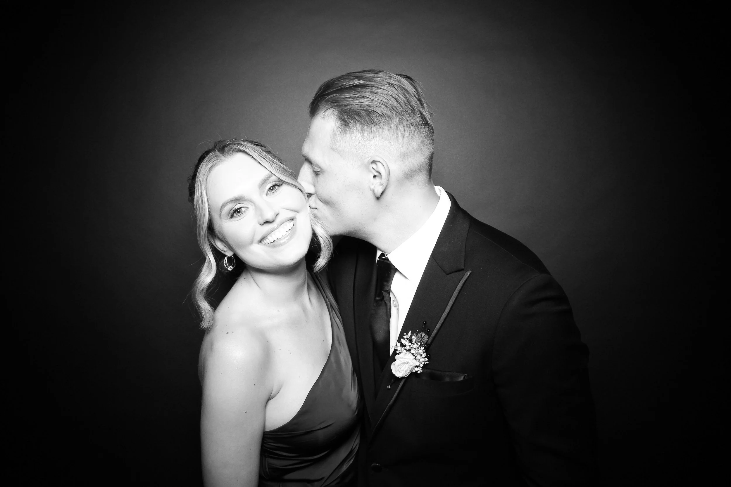 fotio-photobooth-bw-vintage-wedding-belvedere-6.jpg