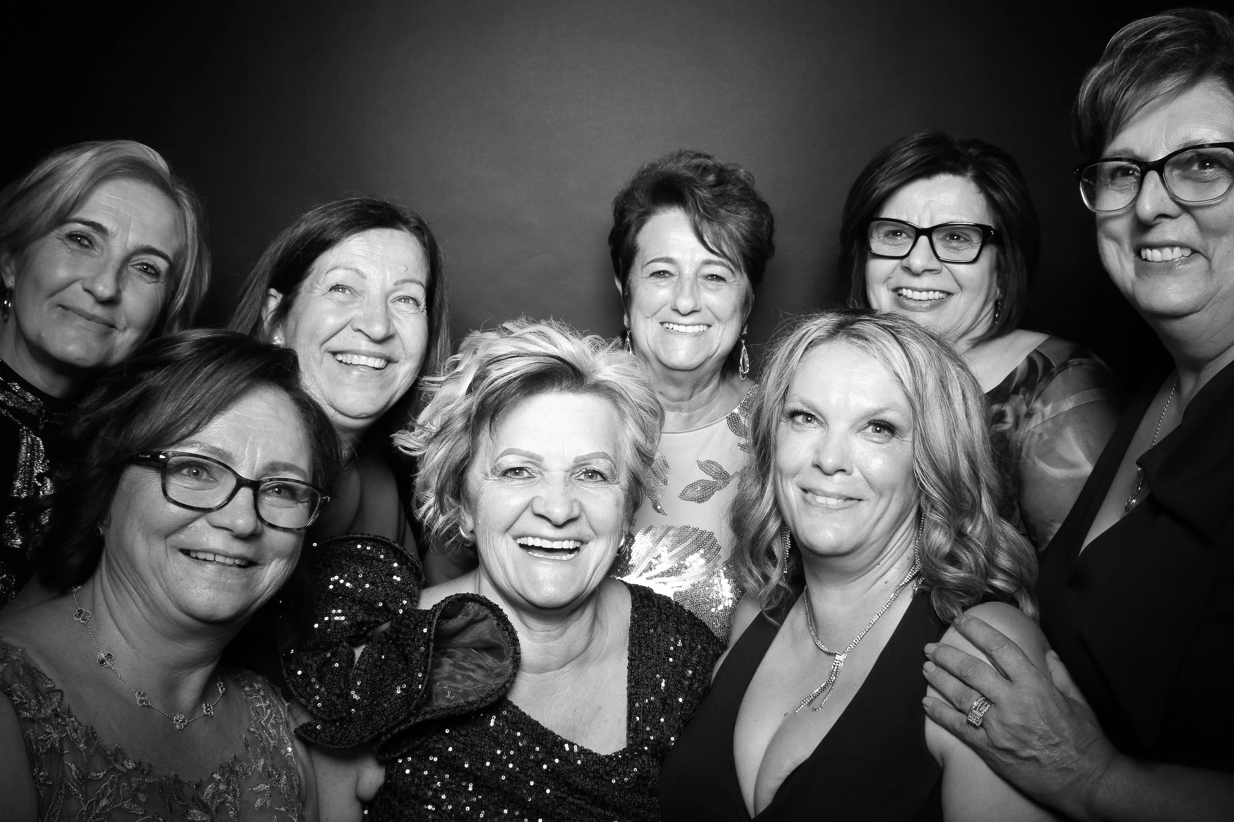 fotio-photobooth-bw-vintage-wedding-belvedere-9.jpg