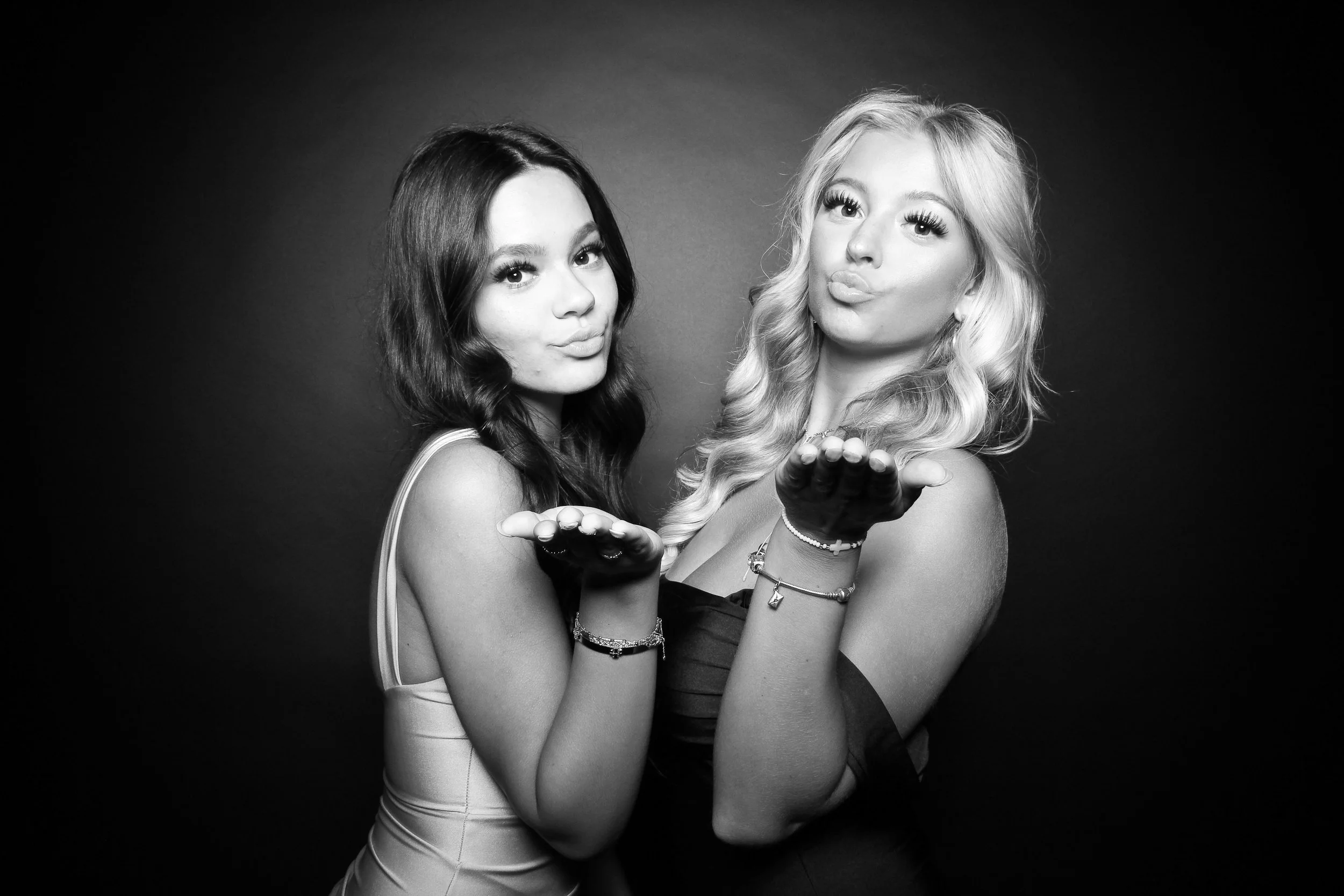 fotio-photobooth-bw-vintage-wedding-belvedere-14.jpg