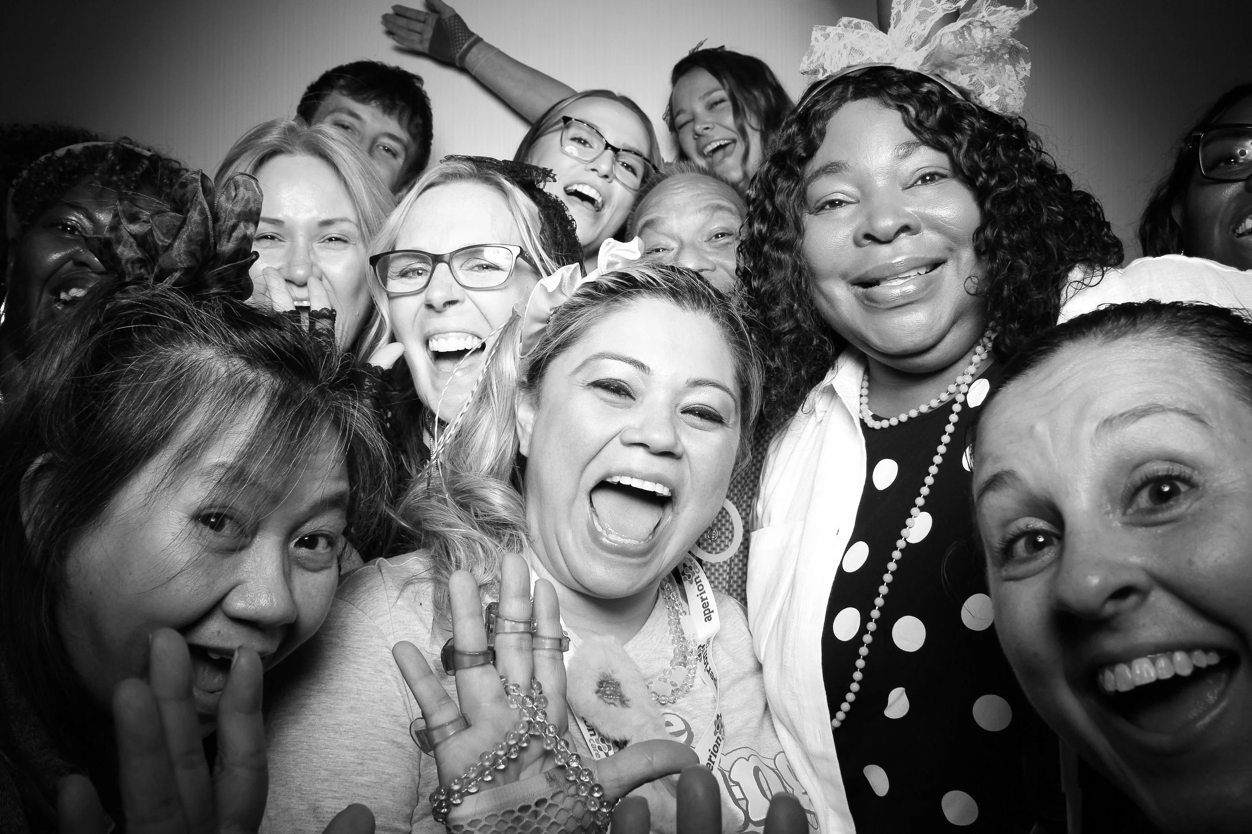 fotio-photobooth-bw-vintage-9.jpg
