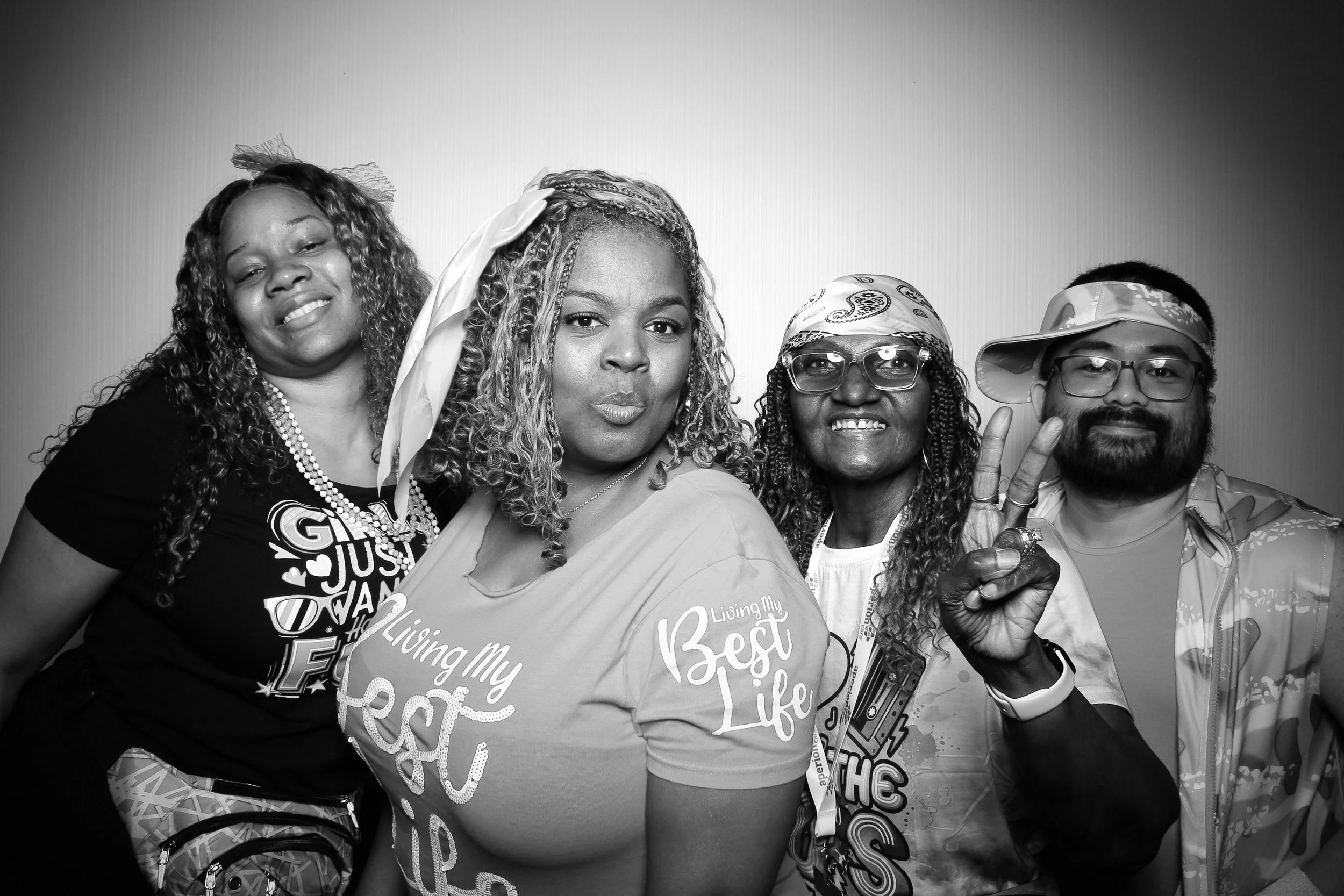 fotio-photobooth-bw-vintage-11.jpg
