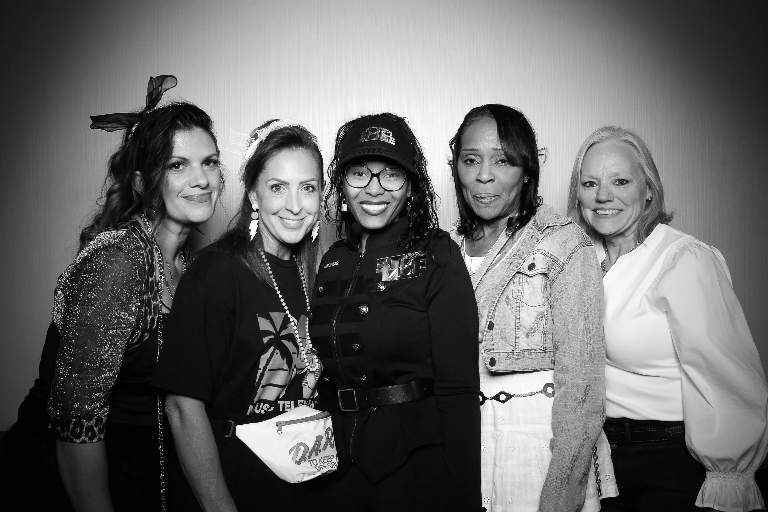 fotio-photobooth-bw-vintage-16.jpg