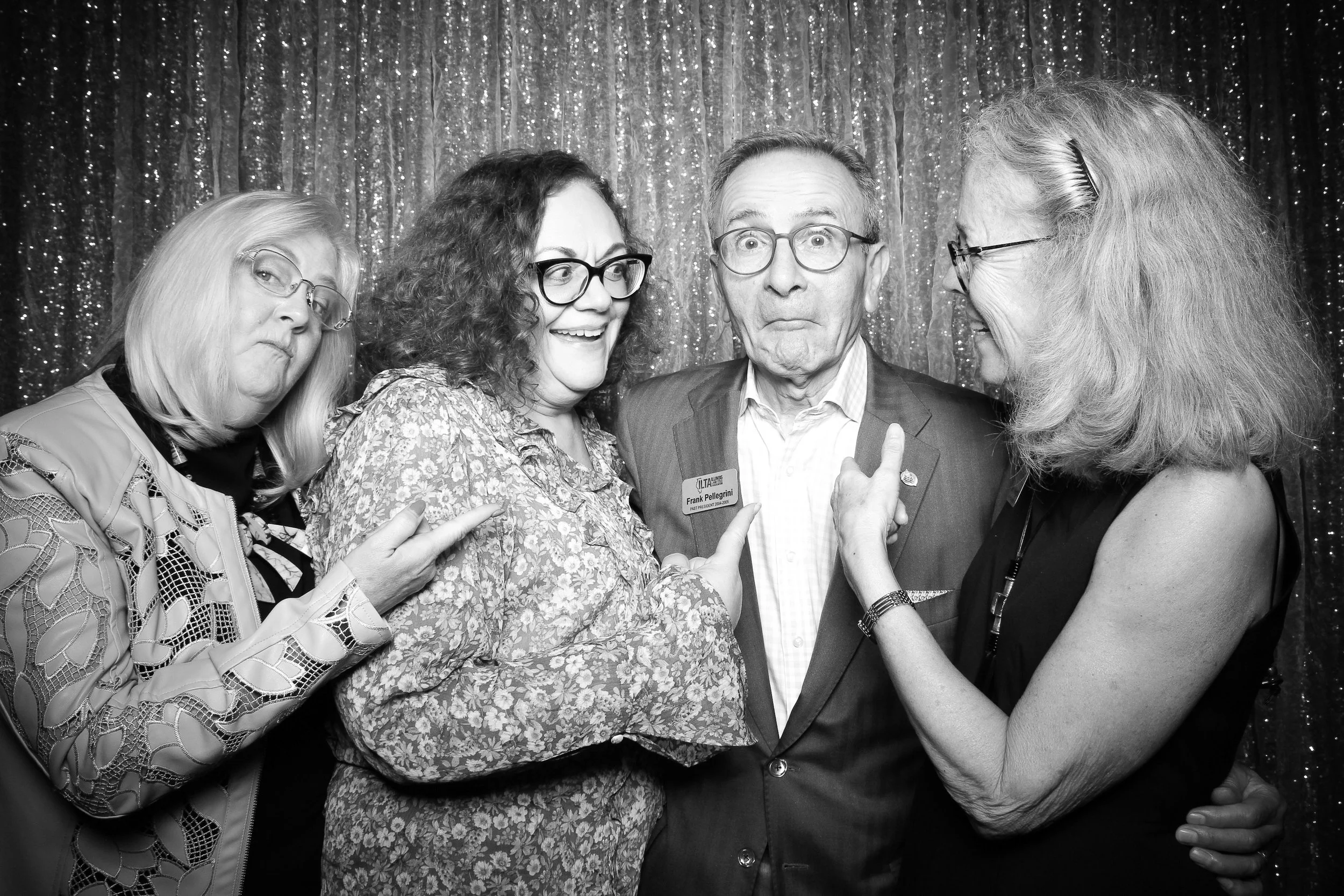 fotio-photobooth-bw-vintage-union-league-2.jpg