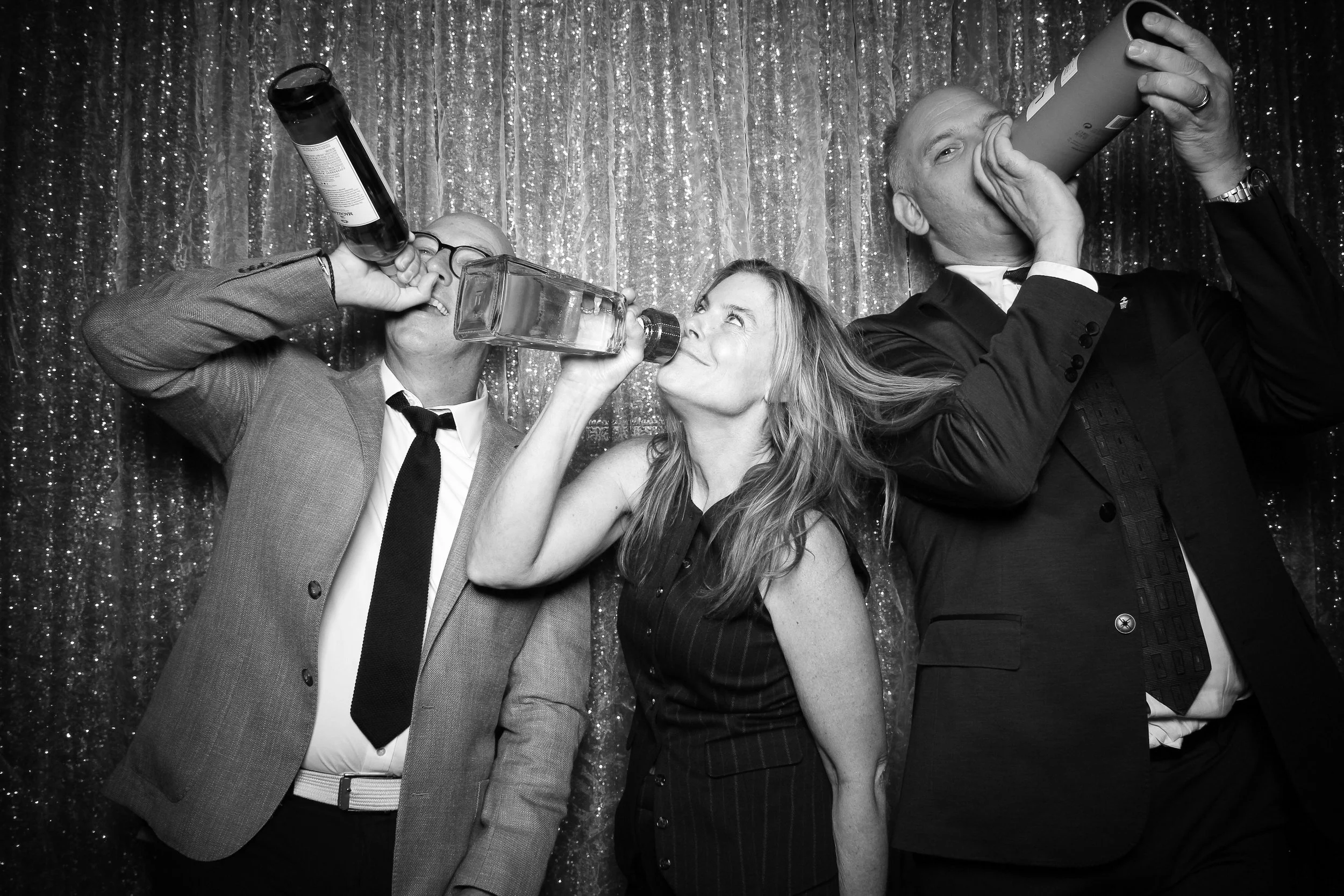 fotio-photobooth-bw-vintage-union-league-11.jpg