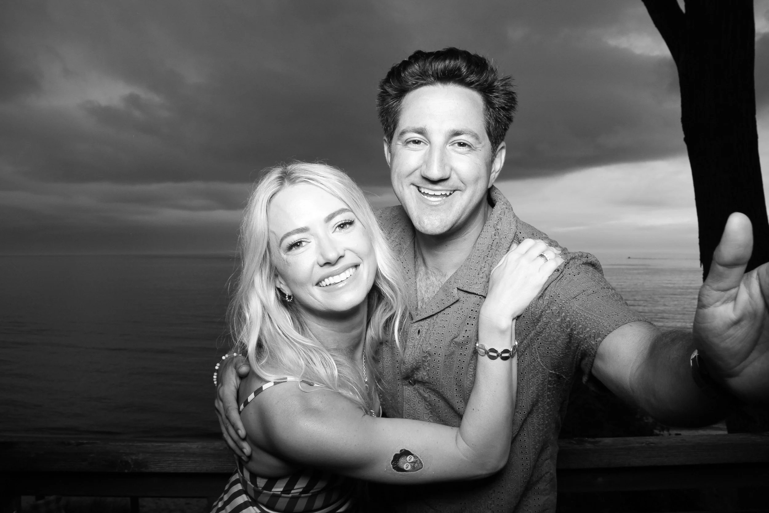 fotio-photobooth-bw-vintage-new-buffalo-4.jpg