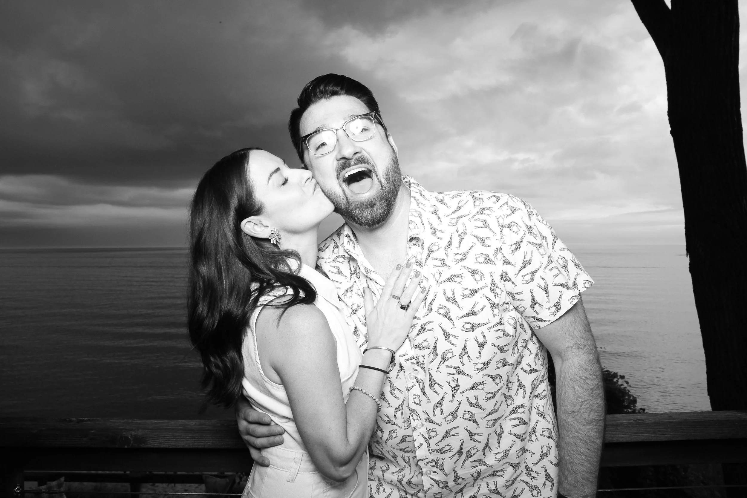 fotio-photobooth-bw-vintage-new-buffalo-5.jpg