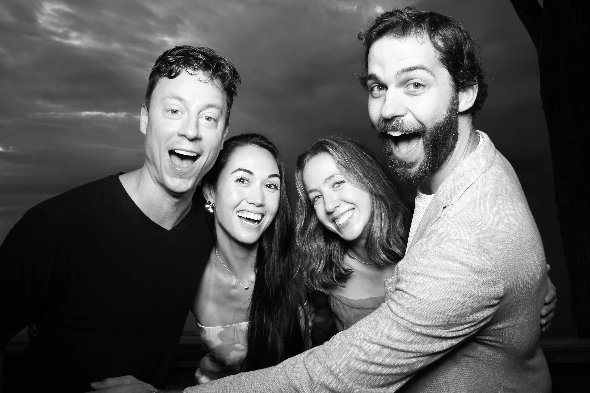 fotio-photobooth-bw-vintage-new-buffalo-12.jpg