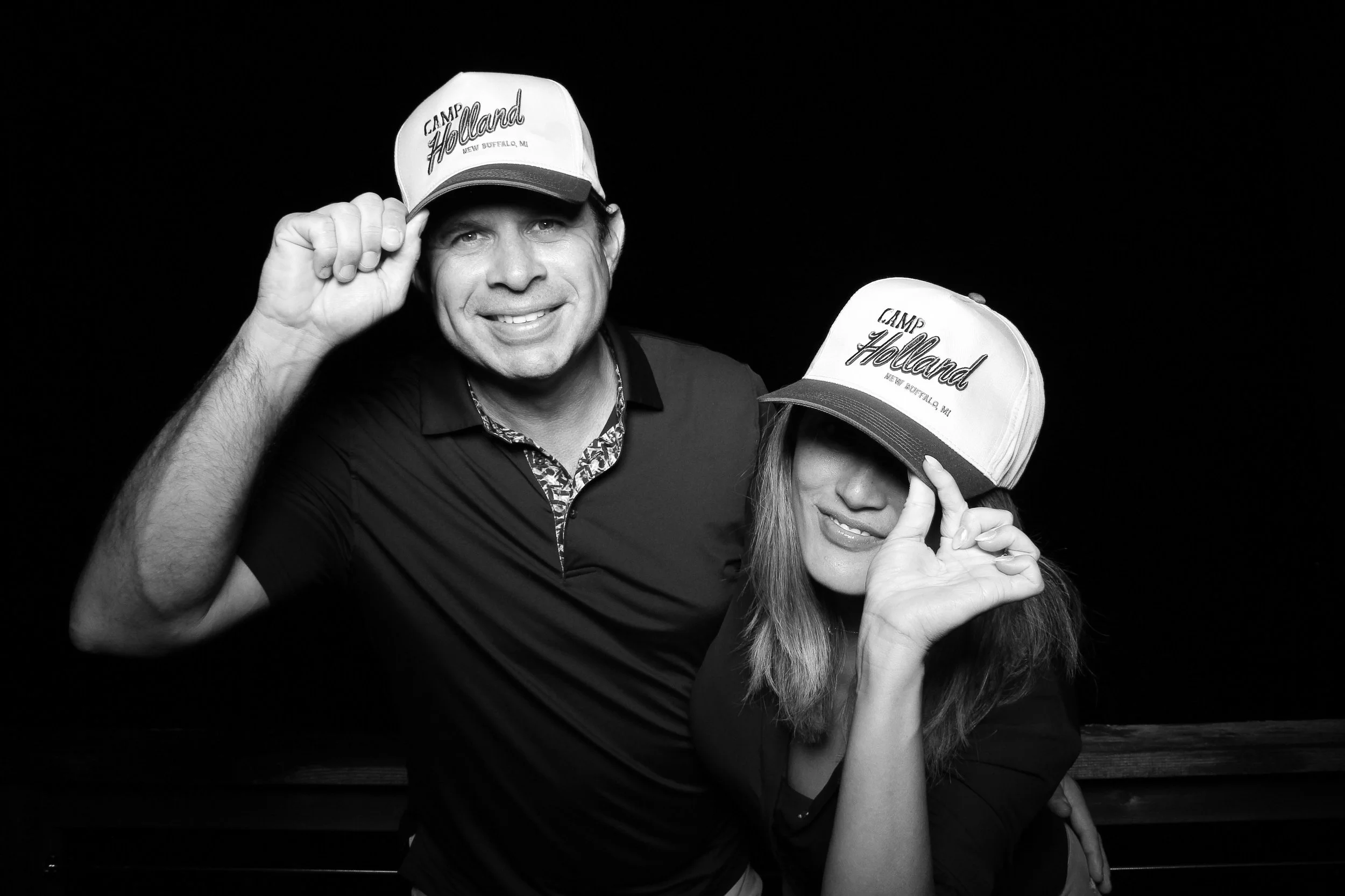 fotio-photobooth-bw-vintage-new-buffalo-18.jpg