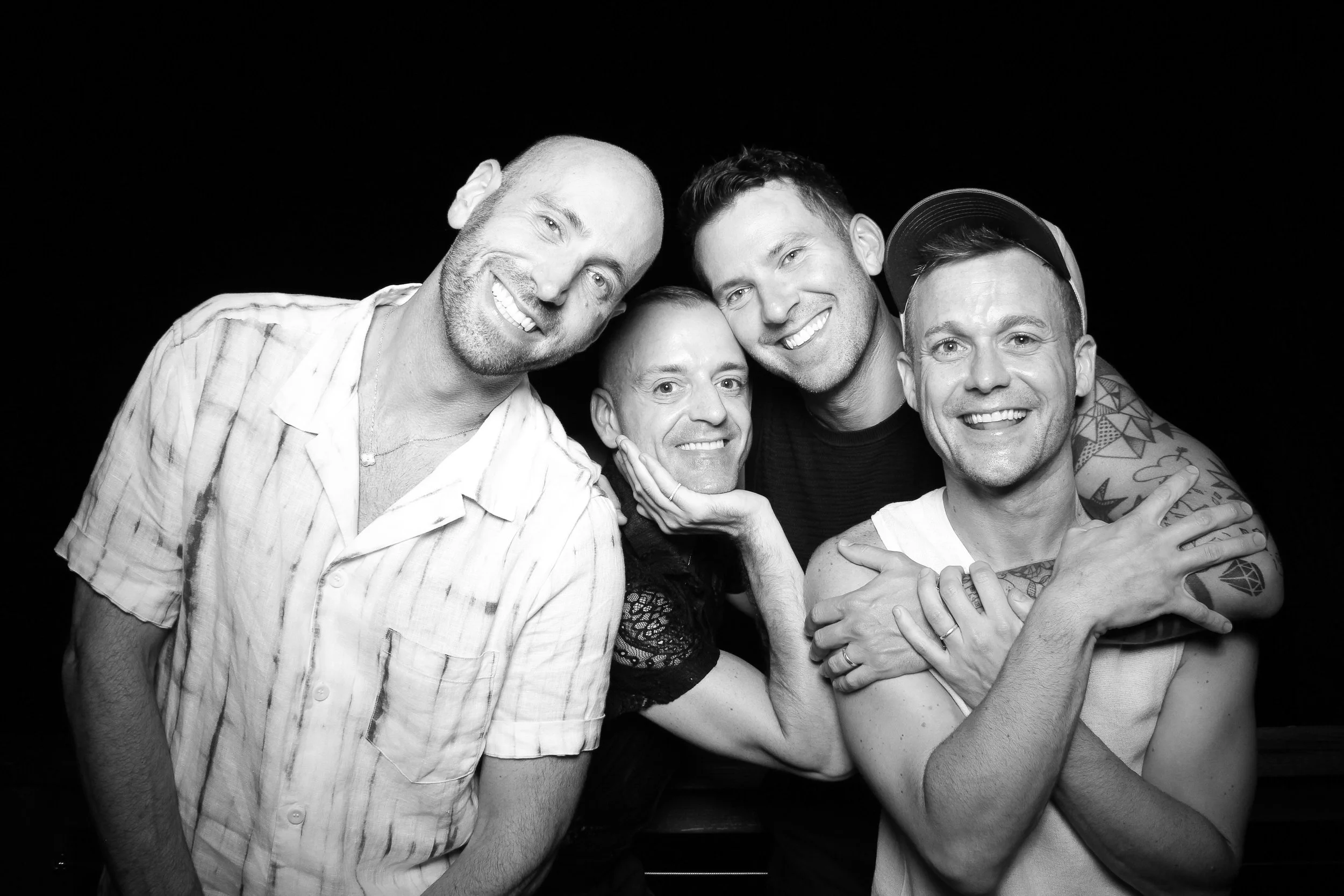 fotio-photobooth-bw-vintage-new-buffalo-19.jpg