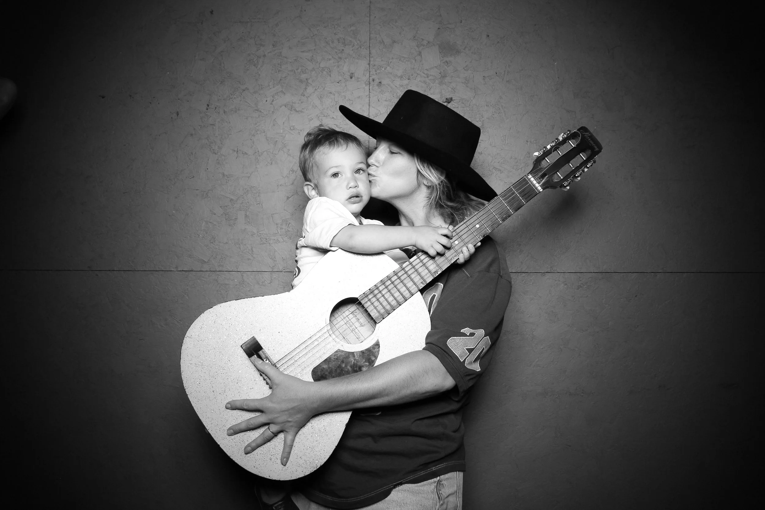 fotio-photobooth-bw-vintage-banner-camp-2.jpg