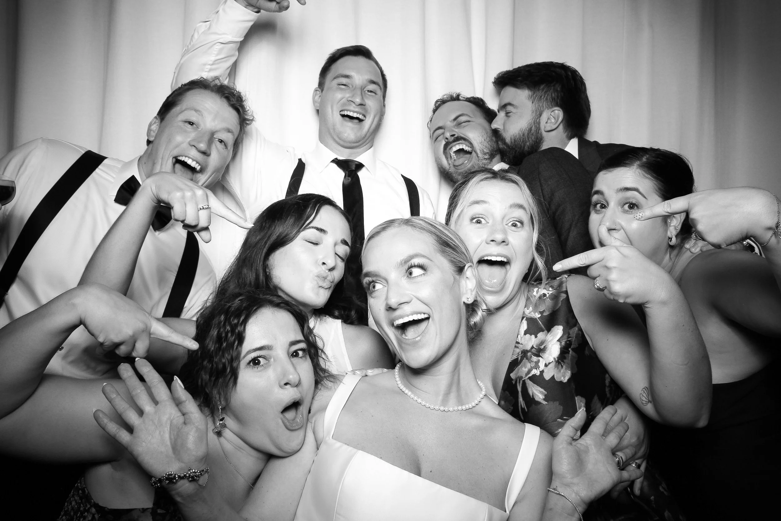fotio-photobooth-bw-vintage-rpm-events-3.jpg