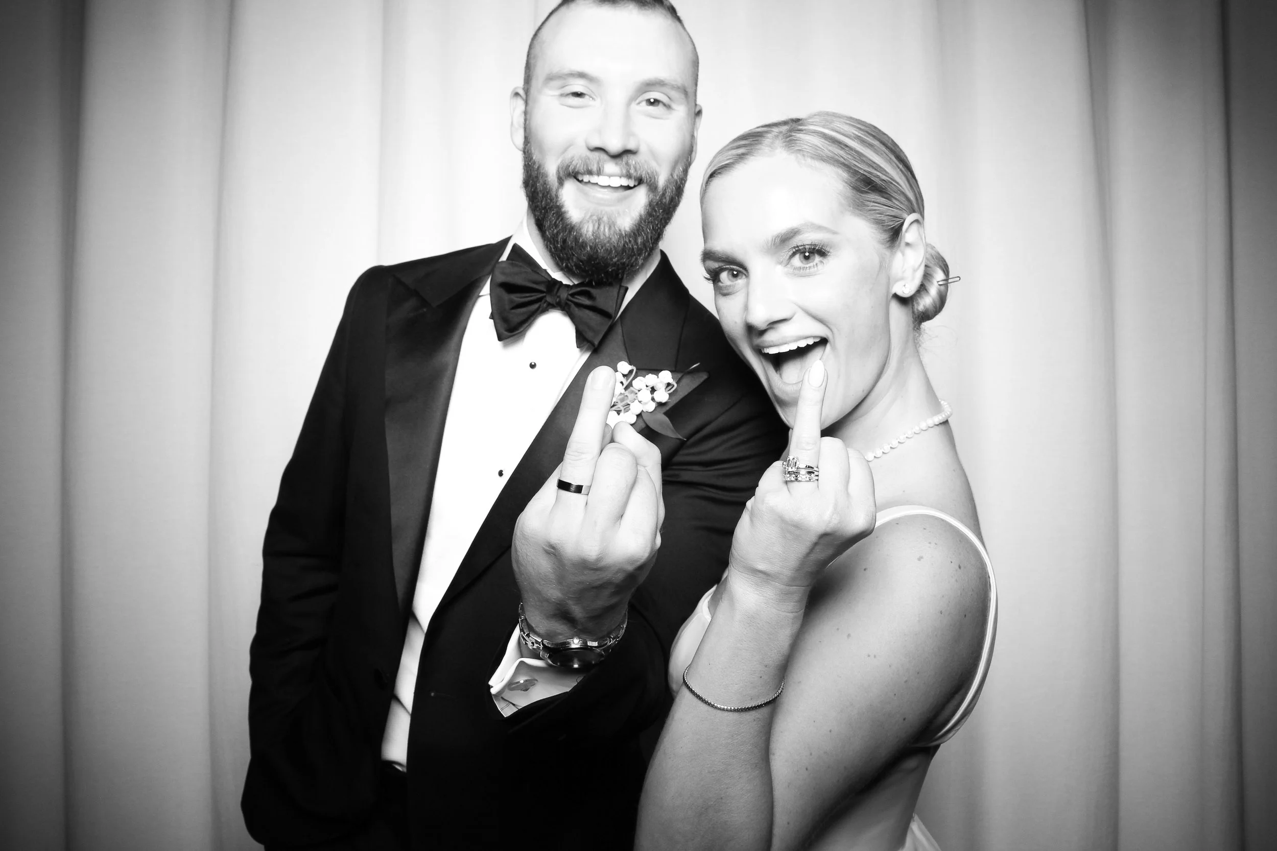 fotio-photobooth-bw-vintage-rpm-events-6.jpg