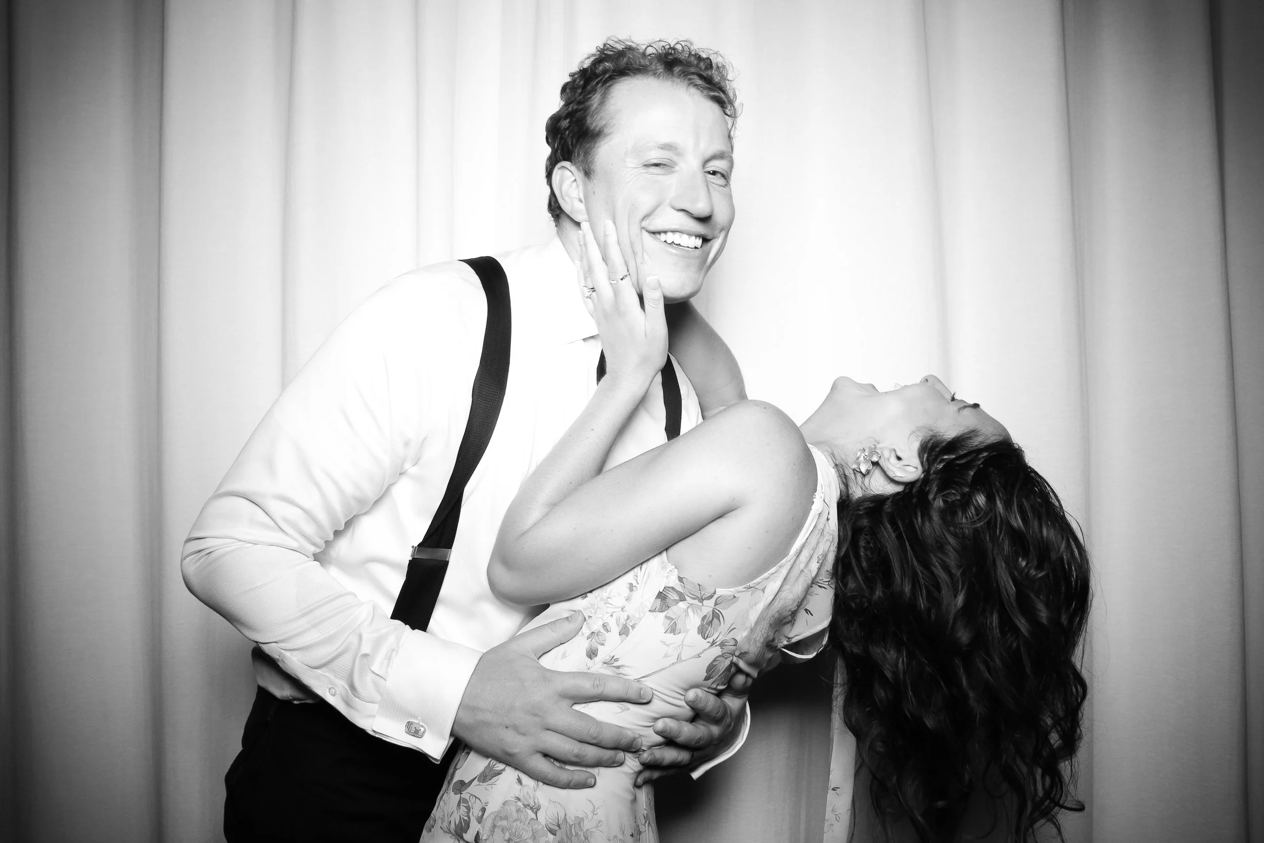 fotio-photobooth-bw-vintage-rpm-events-15.jpg