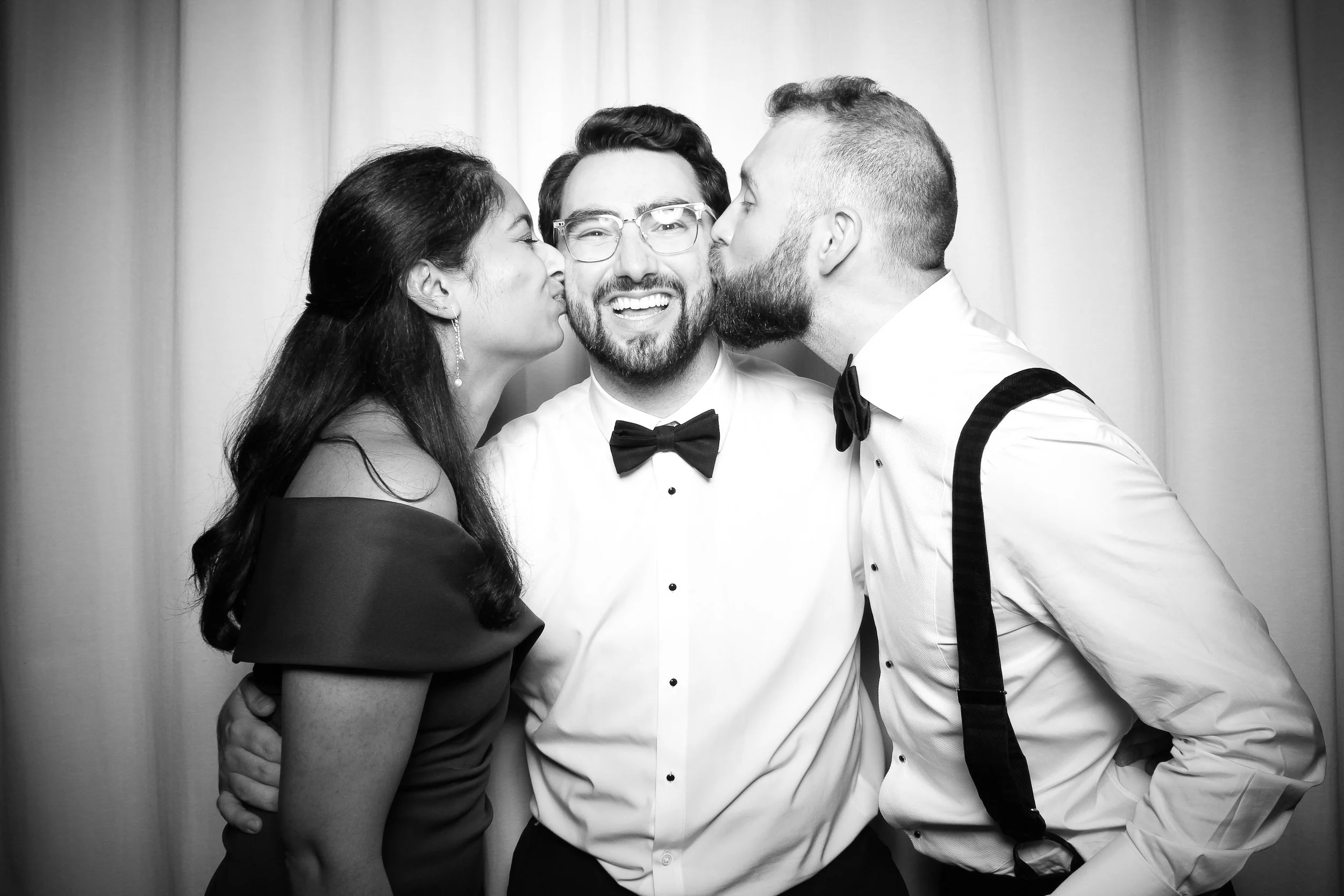 fotio-photobooth-bw-vintage-rpm-events-18.jpg
