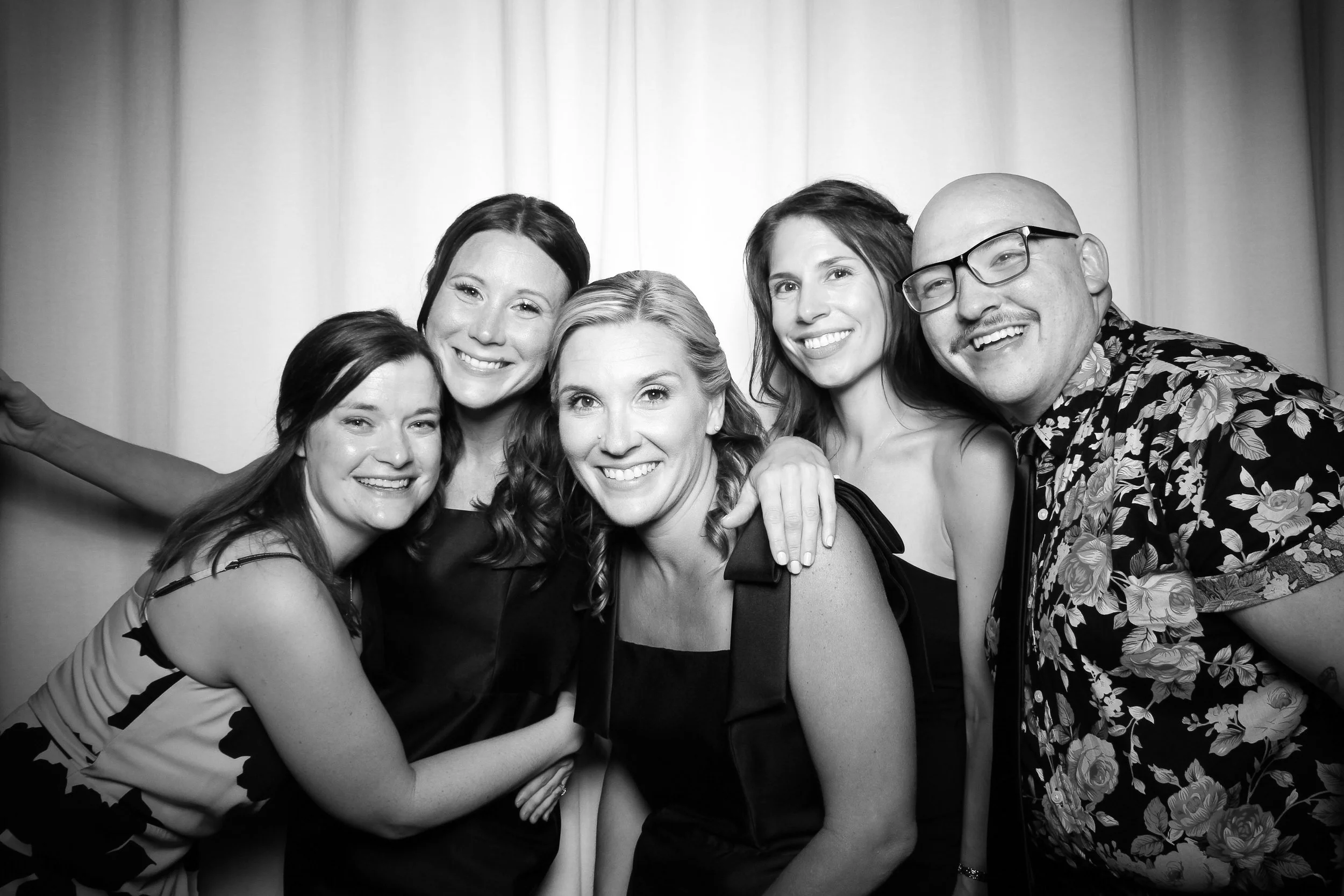 fotio-photobooth-bw-vintage-rpm-events-19.jpg