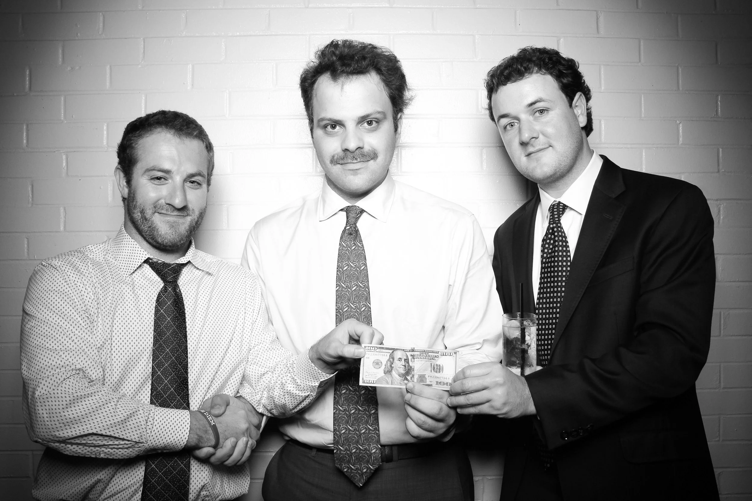 fotio-photobooth-bw-vintage-saddle-9.jpg