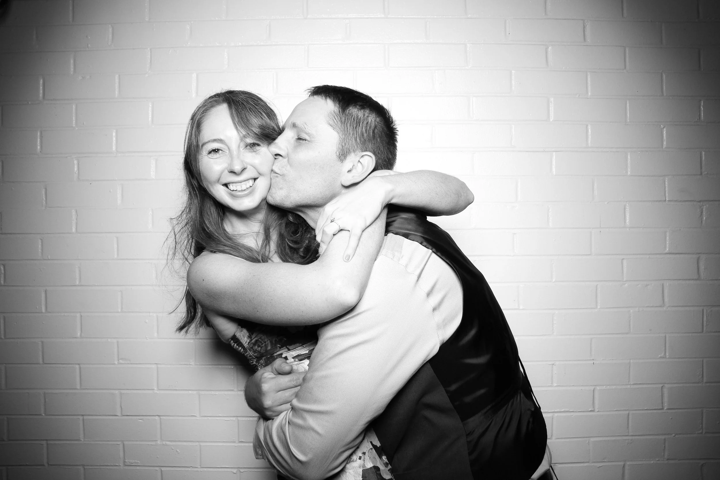 fotio-photobooth-bw-vintage-saddle-14.jpg