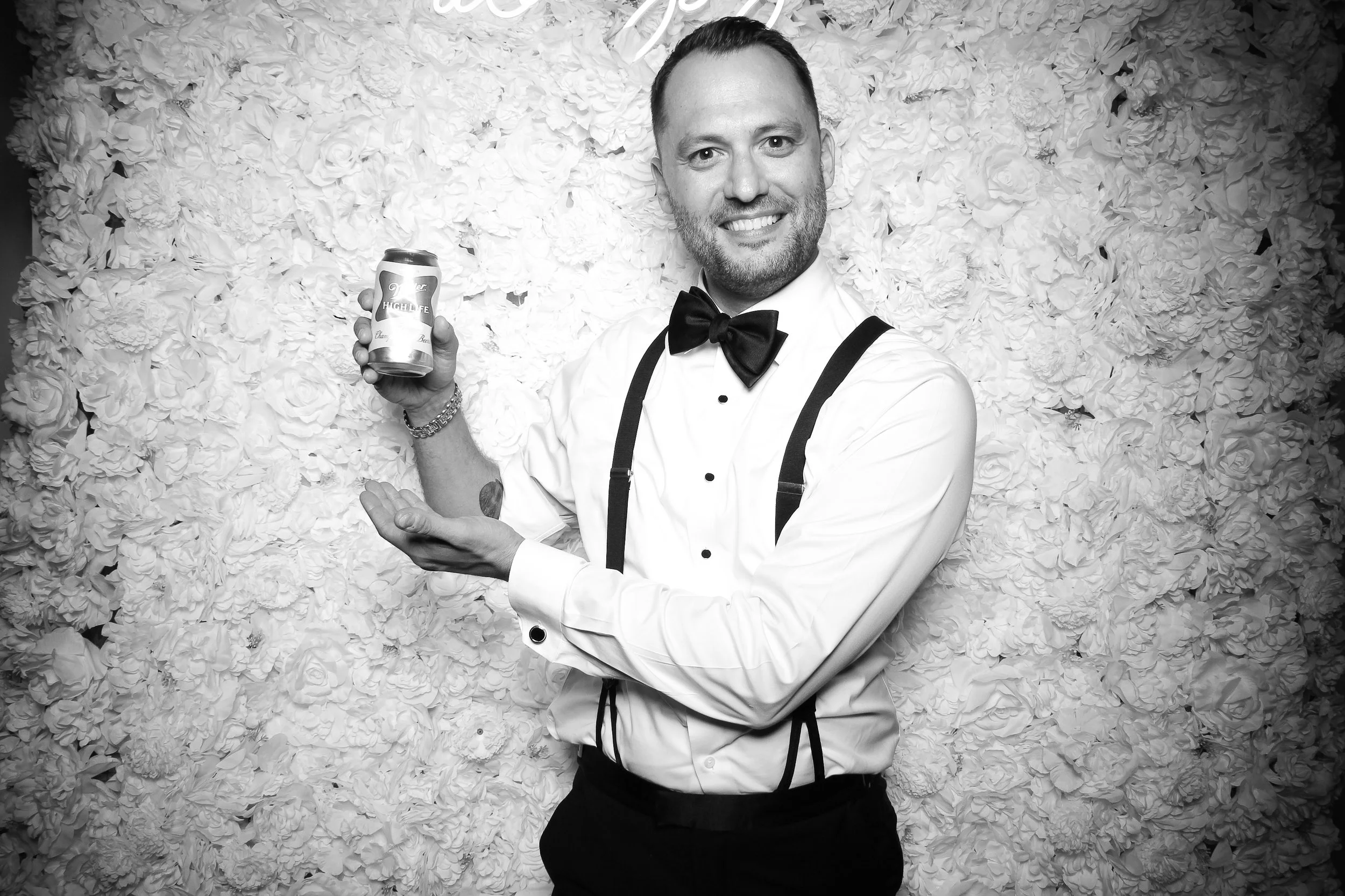 fotio-photobooth-bw-vintage-etre-michigan-6.jpg