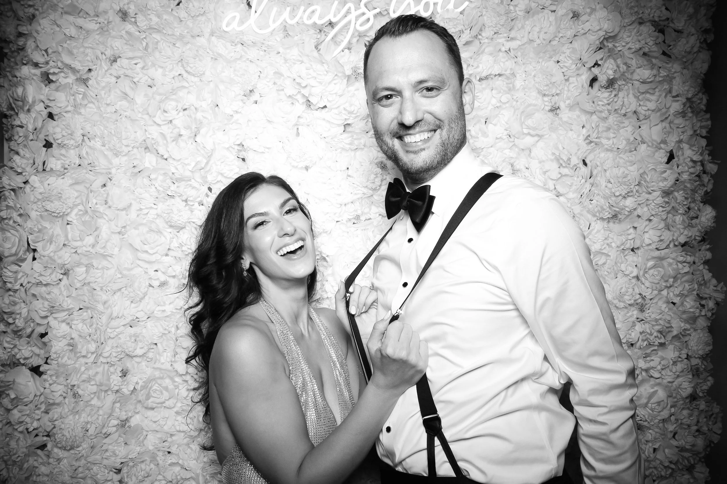 fotio-photobooth-bw-vintage-etre-michigan-20.jpg