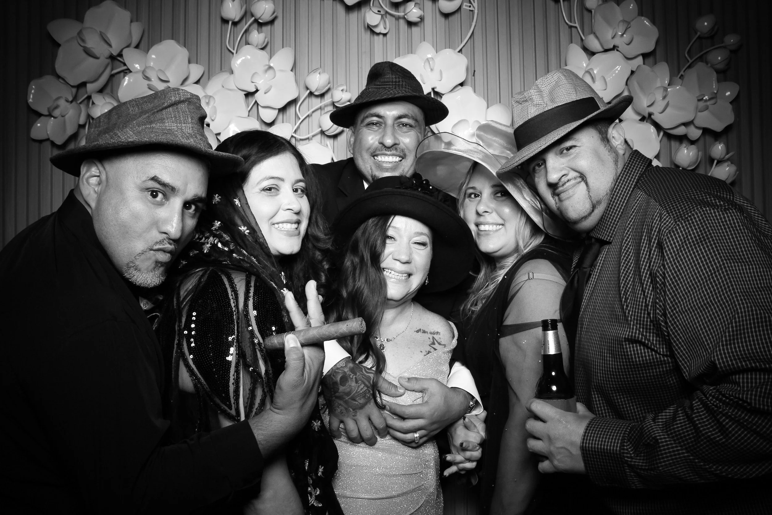 fotio-photobooth-bw-vintage-wedding-monte-bello-16.jpg