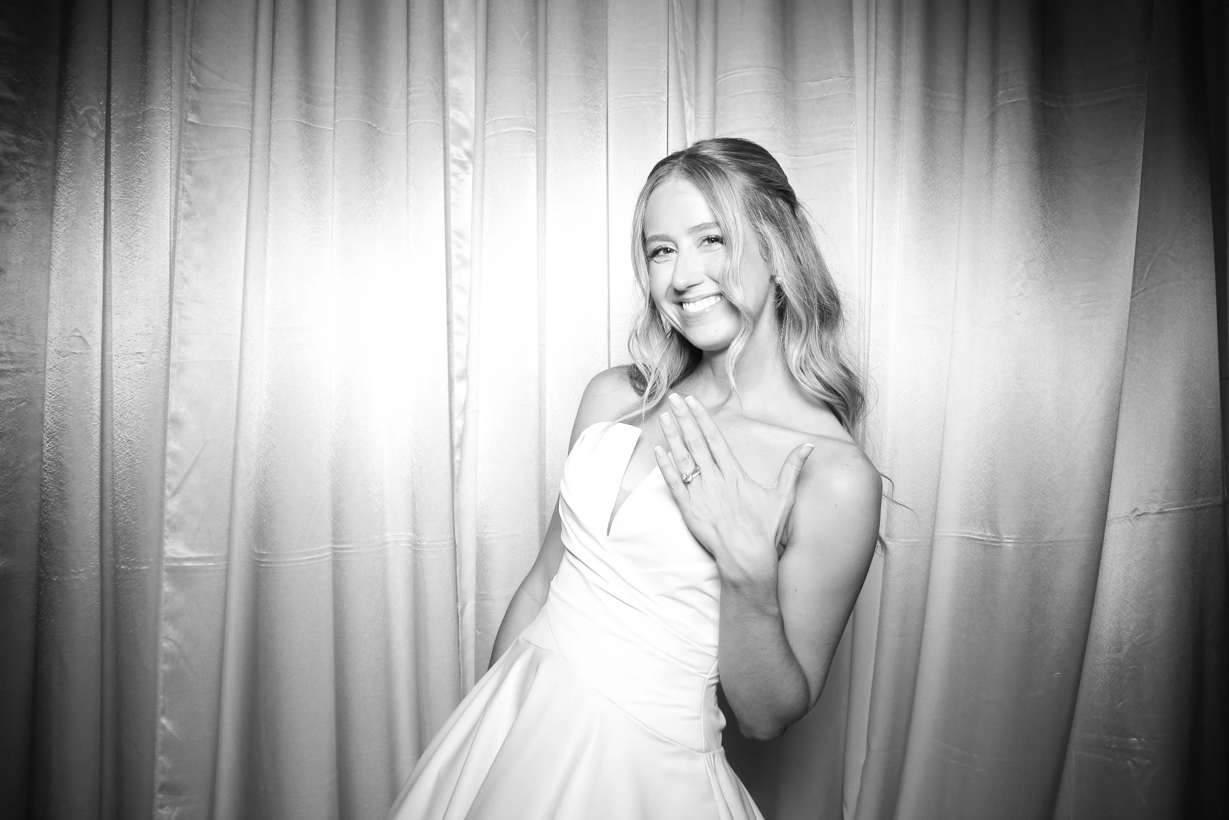 fotio-wedding-photobooth-vintage-exchange-chicago-4.jpg
