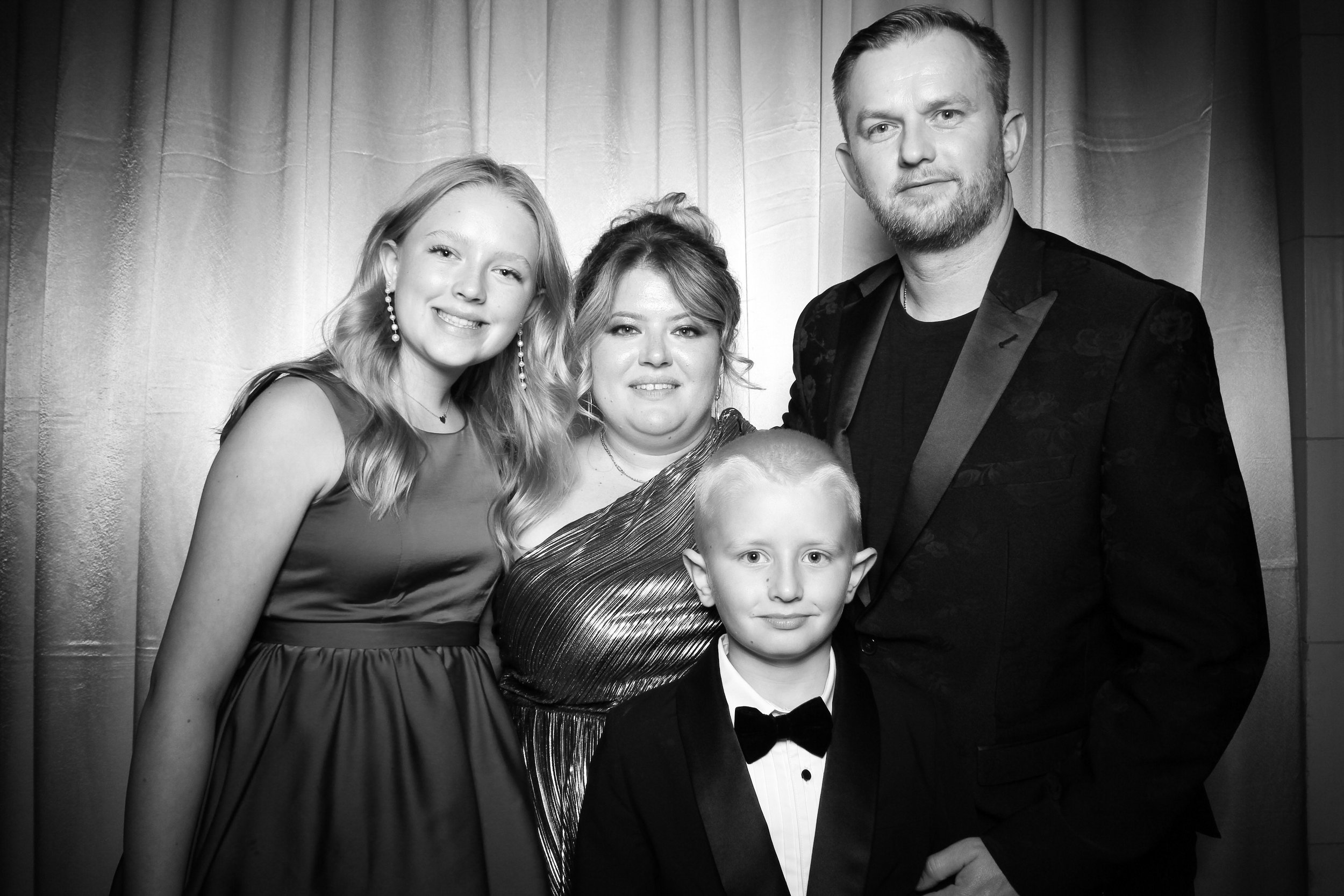 fotio-wedding-photobooth-vintage-exchange-chicago-10.jpg