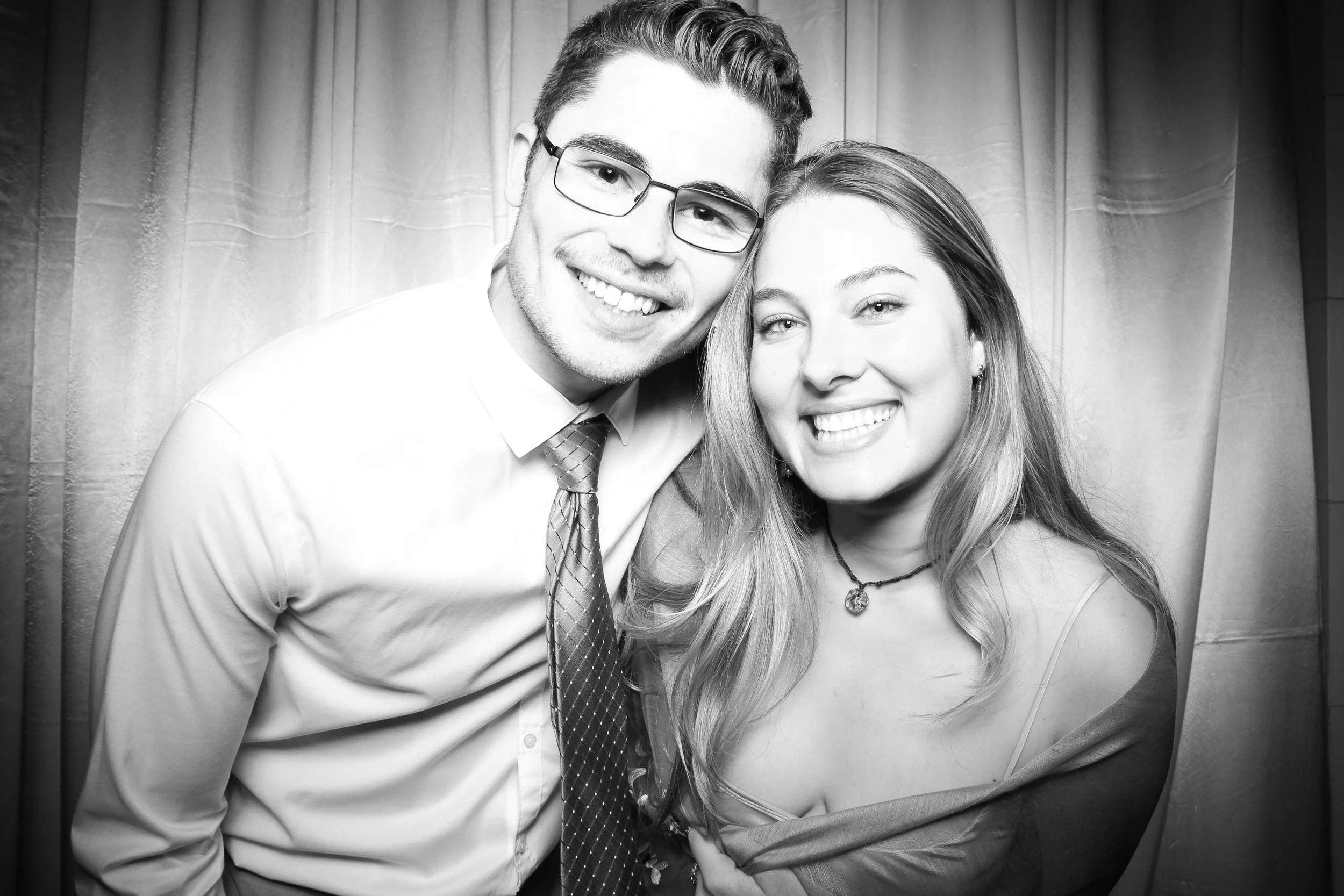 fotio-wedding-photobooth-vintage-exchange-chicago-11.jpg