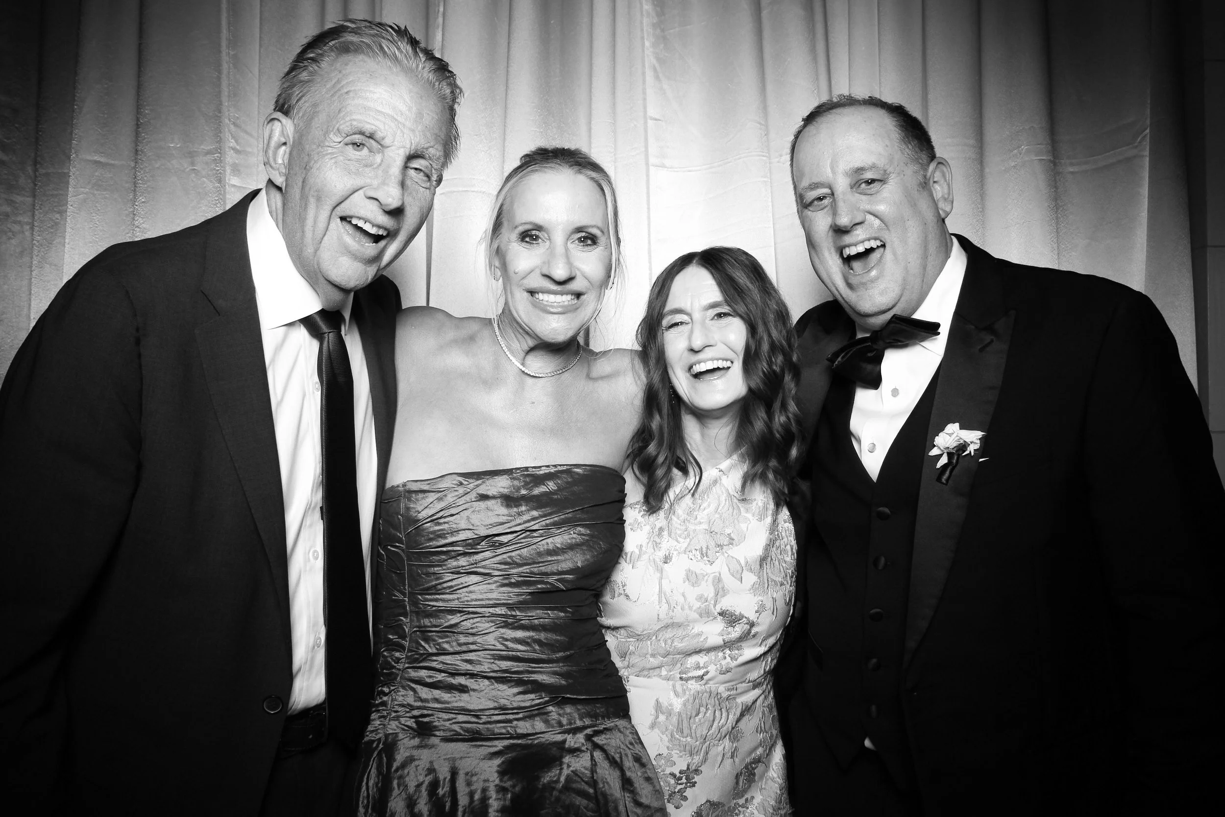 fotio-wedding-photobooth-vintage-exchange-chicago-12.jpg