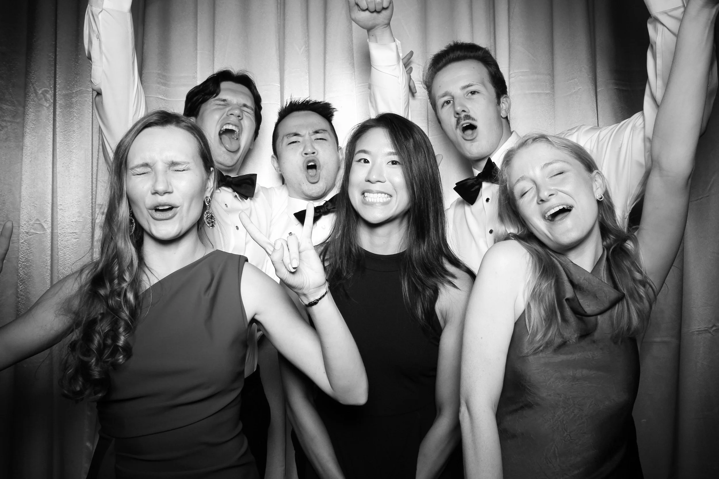 fotio-wedding-photobooth-vintage-exchange-chicago-17.jpg