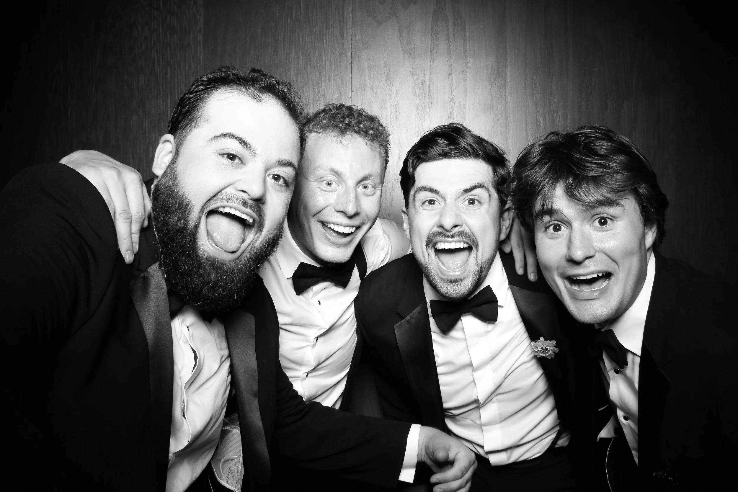Fotio_Photo_Booth_Chicago_Artifact_Events_Classy_Family_Fun_Friends_Ravenswood_Chic_22.jpg
