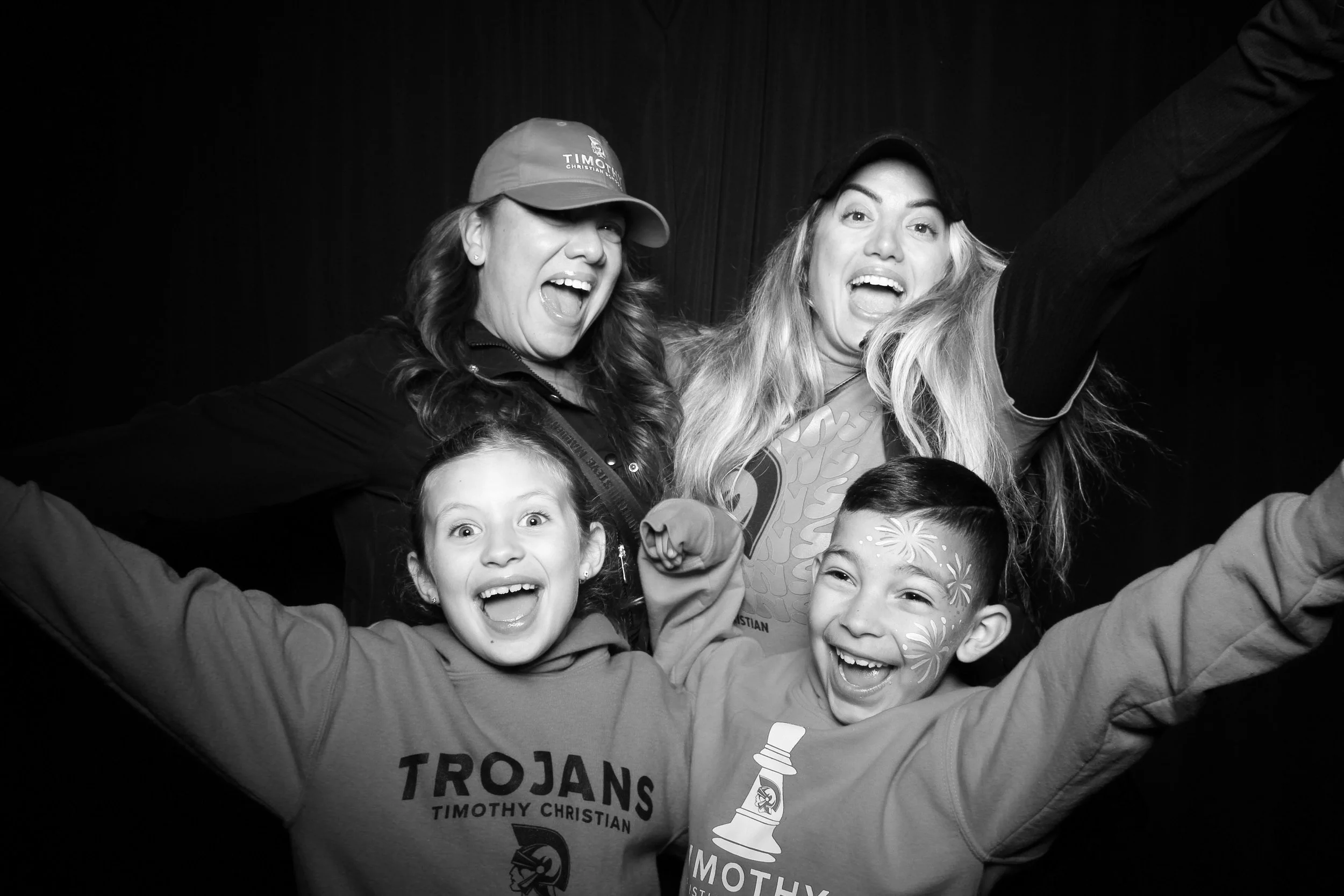 fotio-wedding-photobooth-vintage-timothy-homecoming--12.jpg