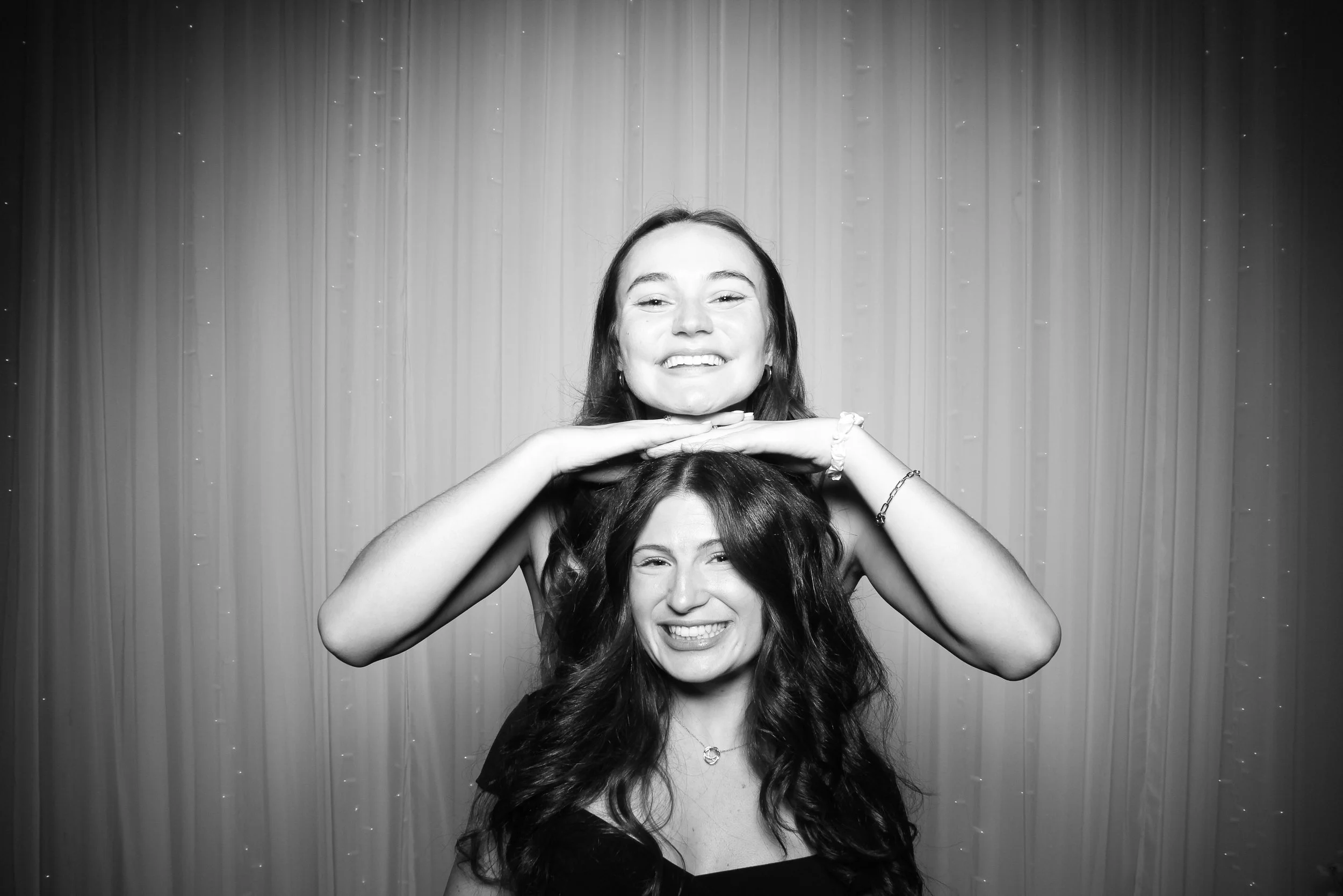 Ravenswood_Event_Center_Showroom_Wedding_007.jpg