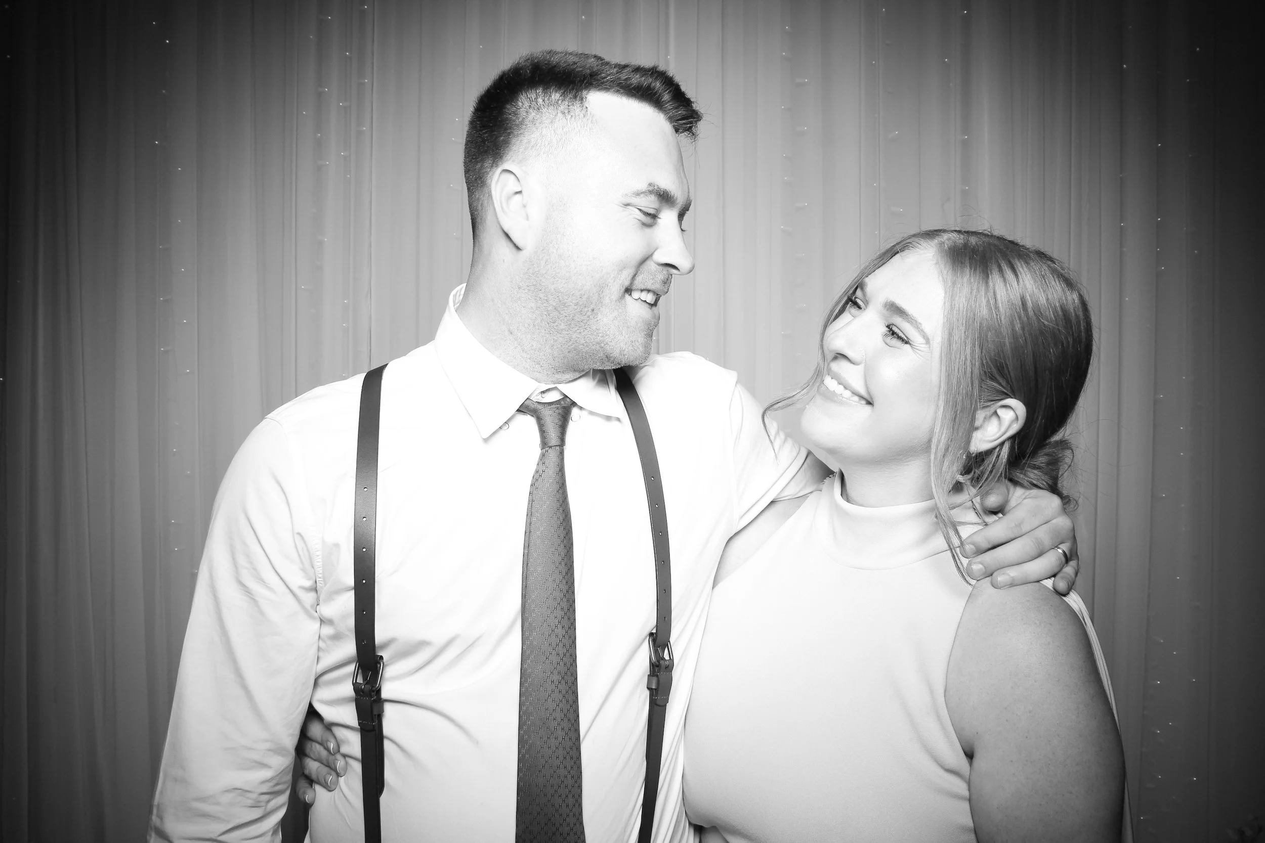 Ravenswood_Event_Center_Showroom_Wedding_015.jpg