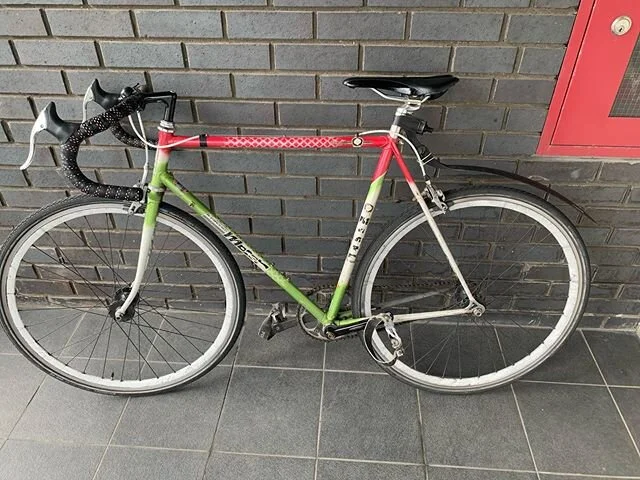 BIKE BUILDING/SERVICING/REPAIRS (also buy and sell!) hey everyone. Seeing as our industry has flatlined and public transport in london is scary as hell, do Hollah at me if you are looking for a bike, pictures above are two I&rsquo;ve previously done,