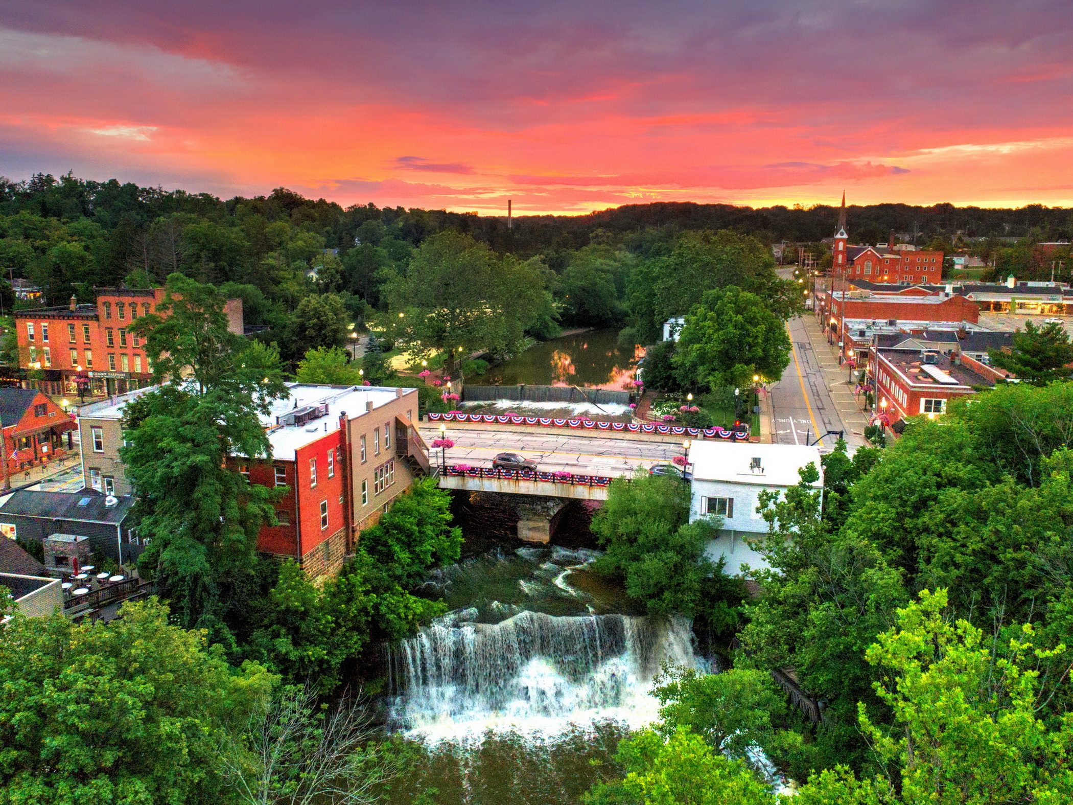 Jeff Holbury - Holbury_J_07_CF_Natural_Falls_Sunrise.jpg