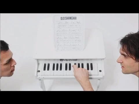 Beck's "Old Shanghai" performed by Contramano