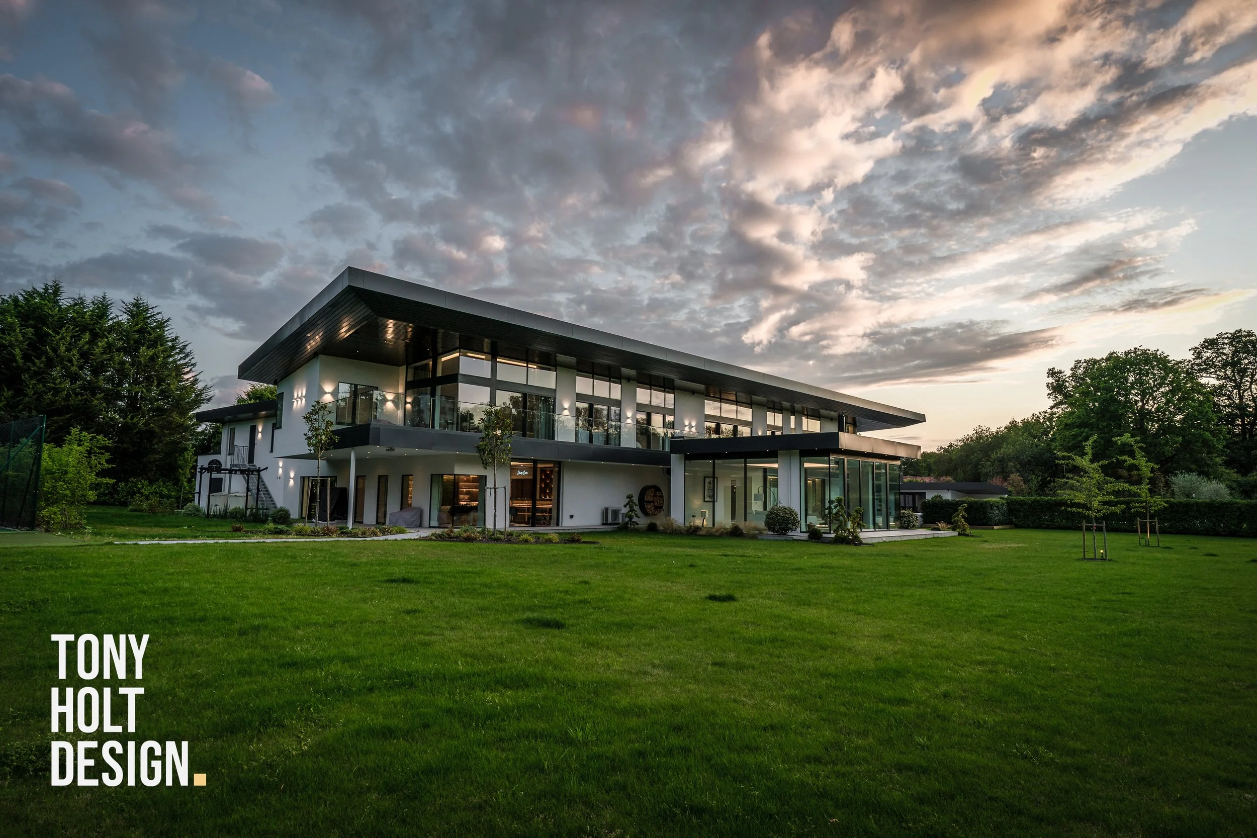 EXTERNAL_TONY_HOLT_DESIGN_NEW_BUILD_STABLE (181).jpg