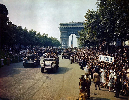 Episode 1 - Paris 1944.jpg