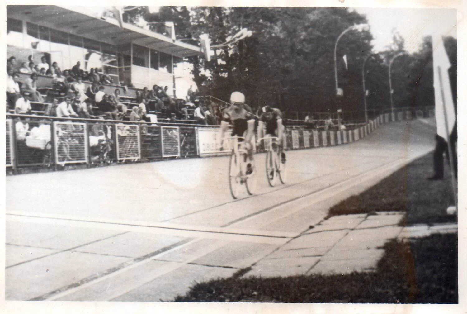 Photo 2 caption: Leszek Sibilski (first), Marek Kolasa (second), Spartakus Youth Games in Lodz, 1977, Sprint final,