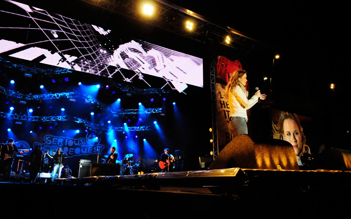 Ilse DeLange @ Serious Request 2012_DSC7888 (2).jpg