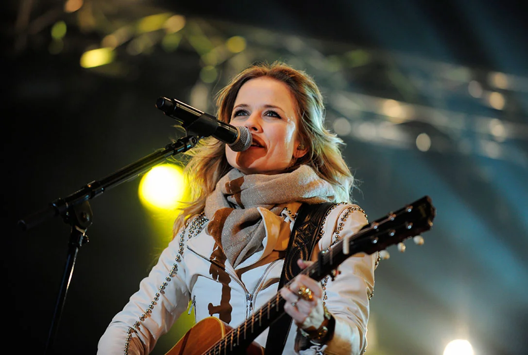 Ilse DeLange Serious Request 2012_DSC9389.jpg