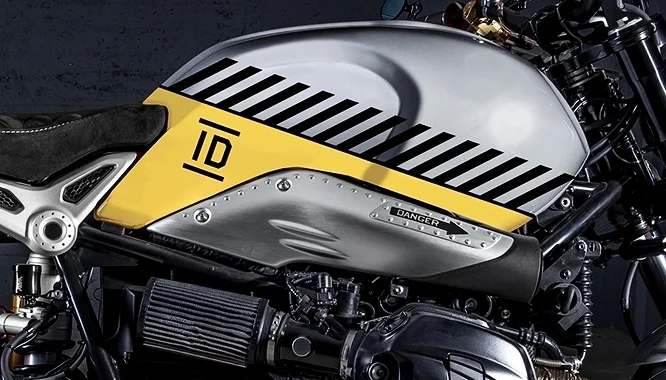 NineT_19-05-2015_1031_andy_V1.jpg