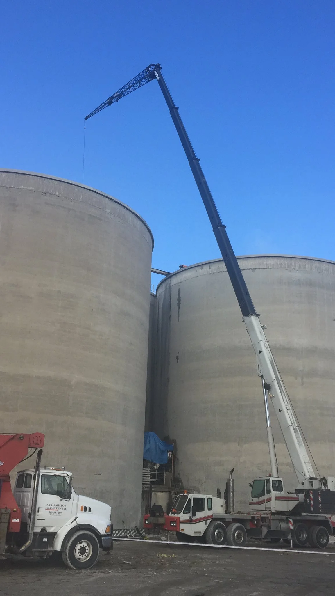 Mobile crane millwright job
