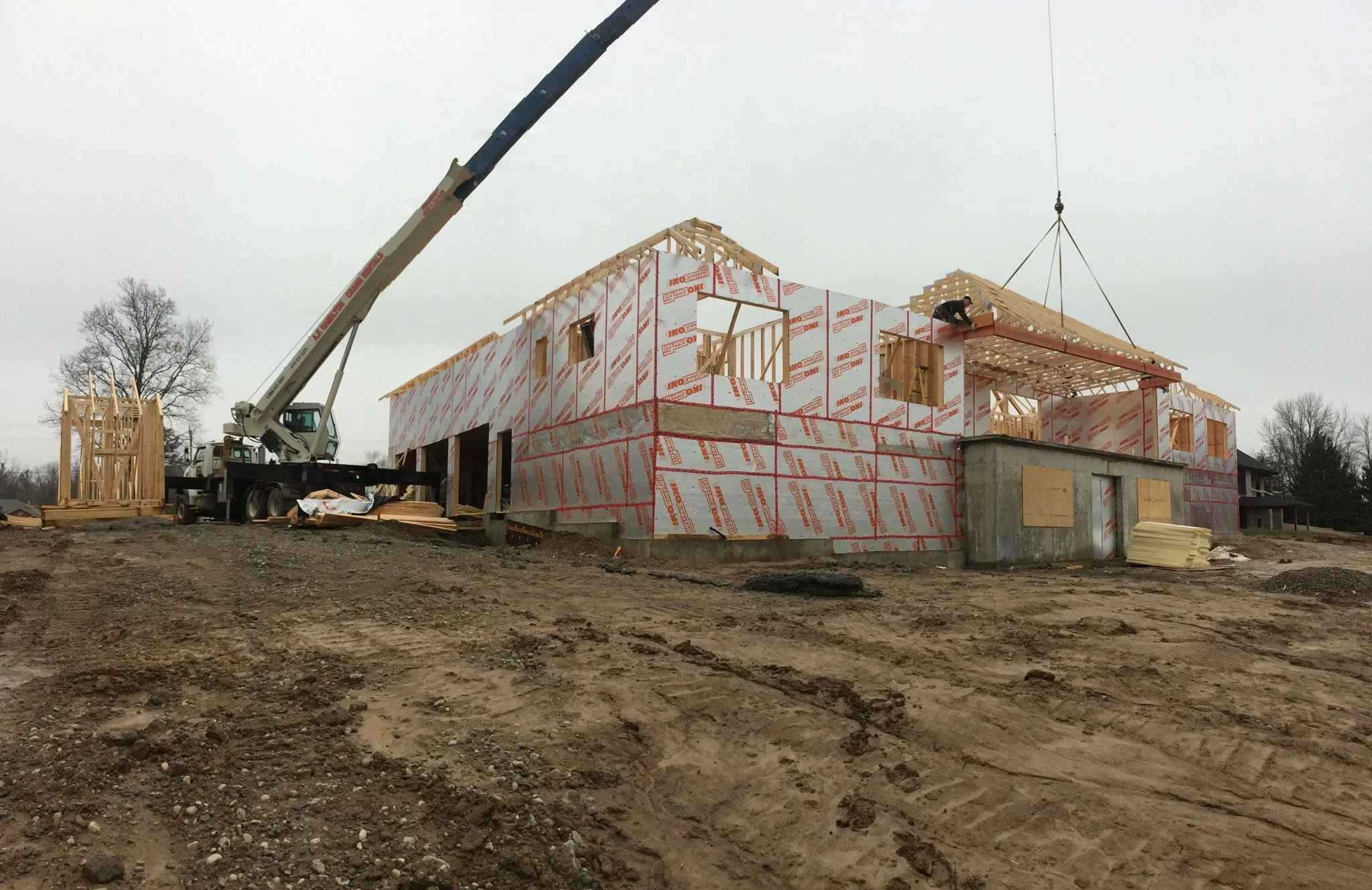 Photos of our Cranes on the JobRecent Jobs Home — A.F. Hamilton Crane