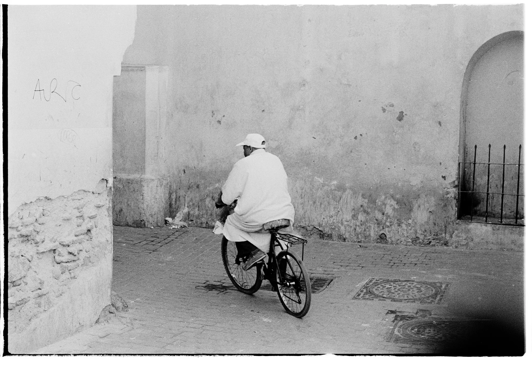 Moroc_Bike001.jpg
