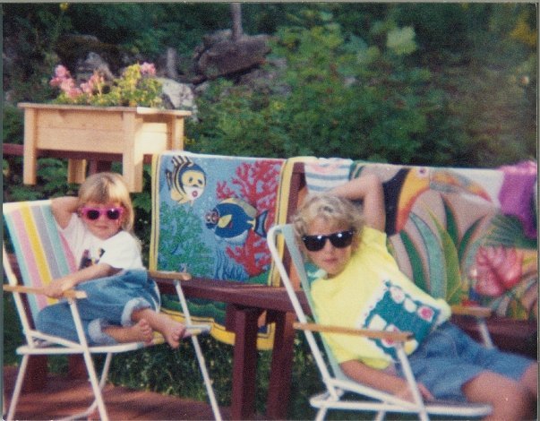 Alicia and her sister channeling girl power :) 